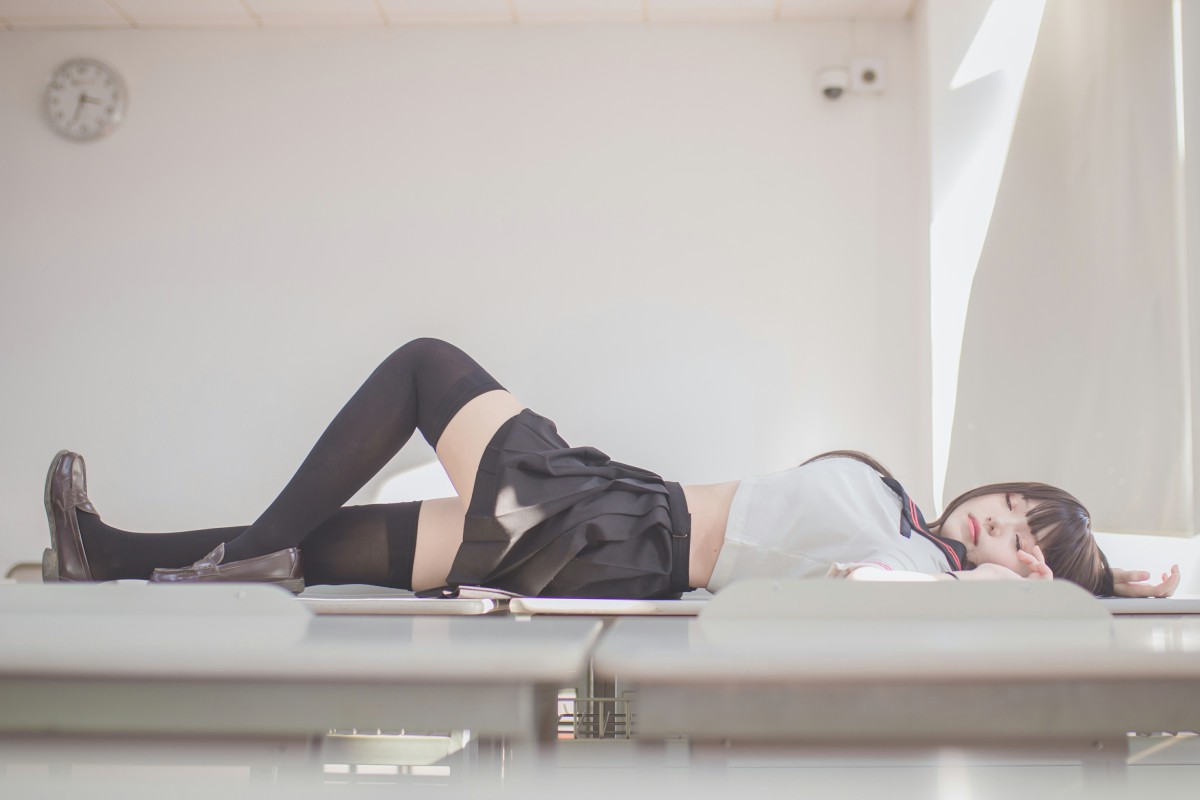 性感人气COSER Yoko宅夏Cos – 黑丝JK – COSPLAY