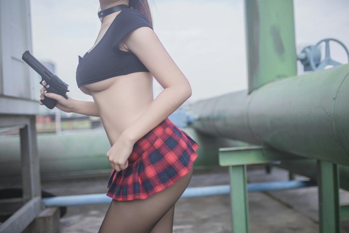 性感人气COSER Yoko宅夏Cos – 红色格子 – COSPLAY