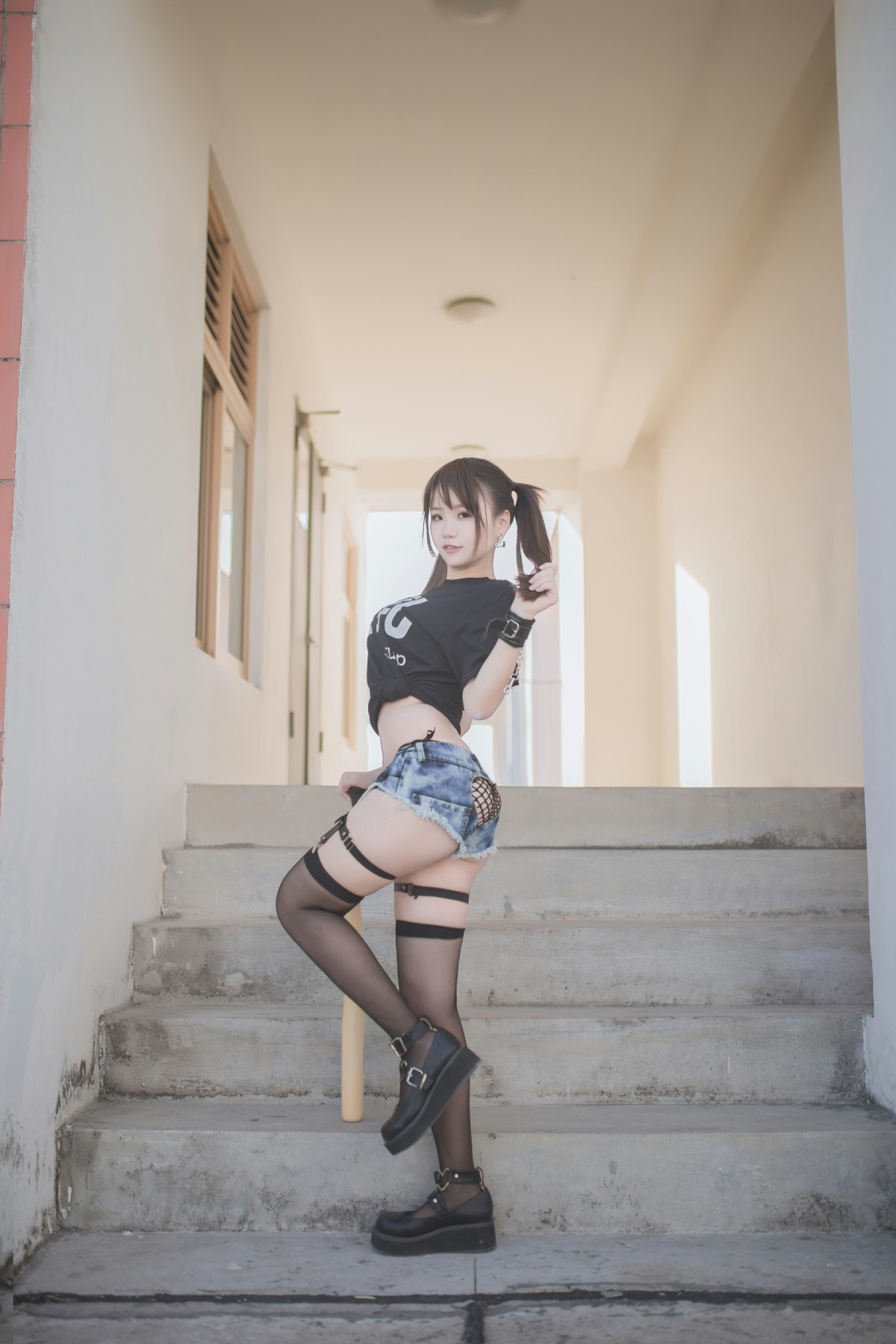 性感人气COSER Yoko宅夏Cos – 巨乳 – COSPLAY