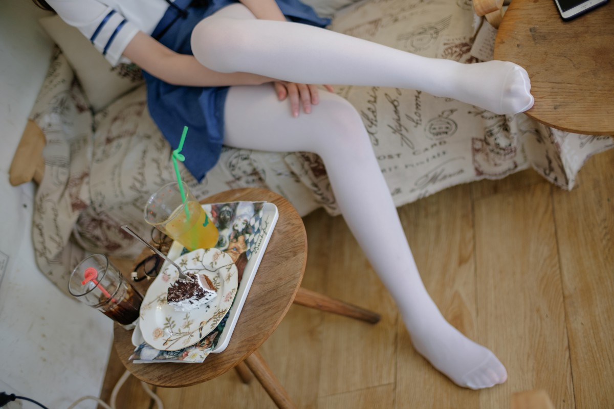 [森萝财团]R15-021无法控制的白丝情结 – COSPLAY