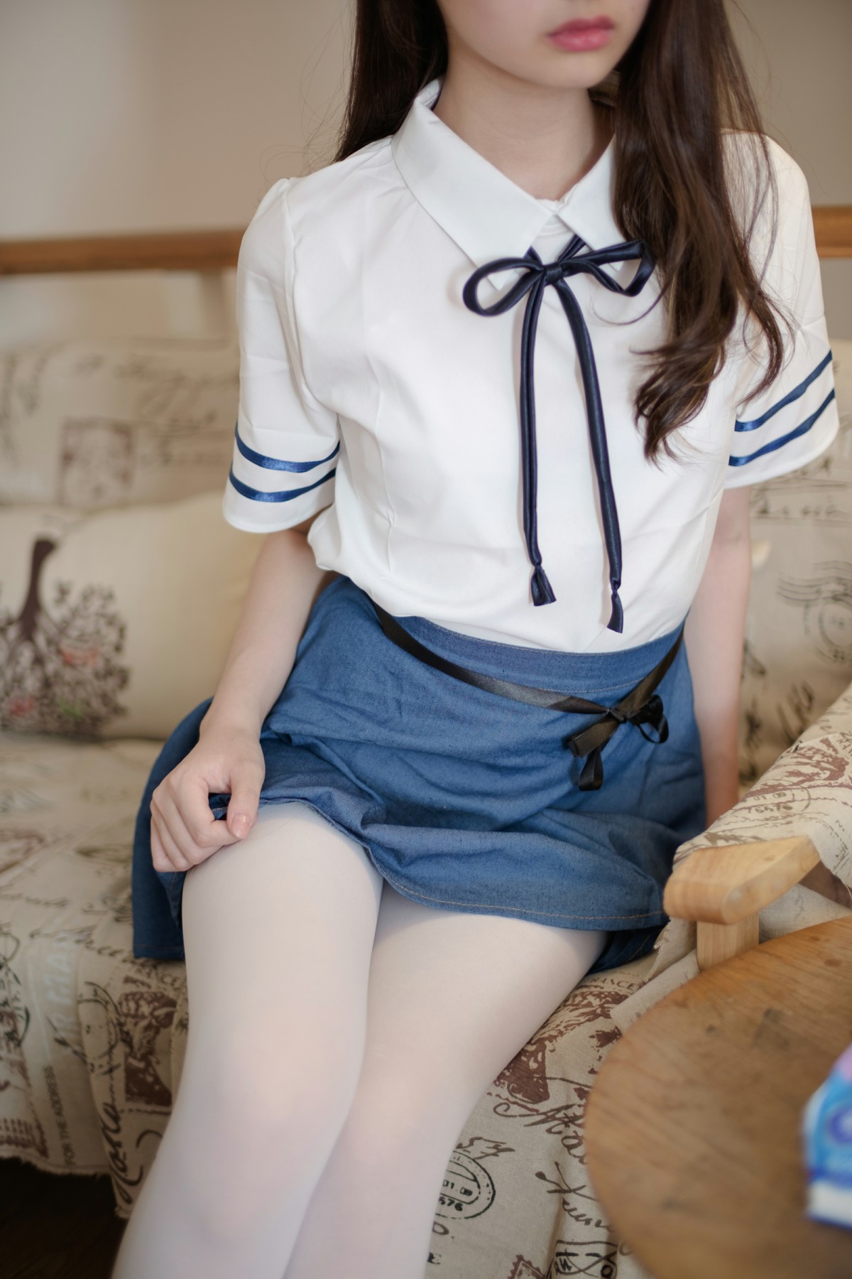 [森萝财团]R15-021无法控制的白丝情结 – COSPLAY