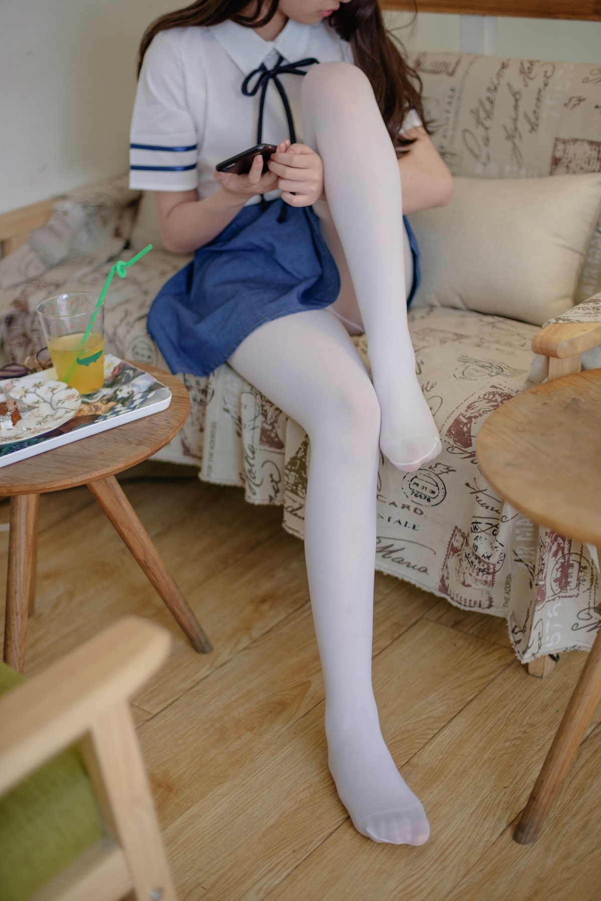 [森萝财团]R15-021无法控制的白丝情结 – COSPLAY