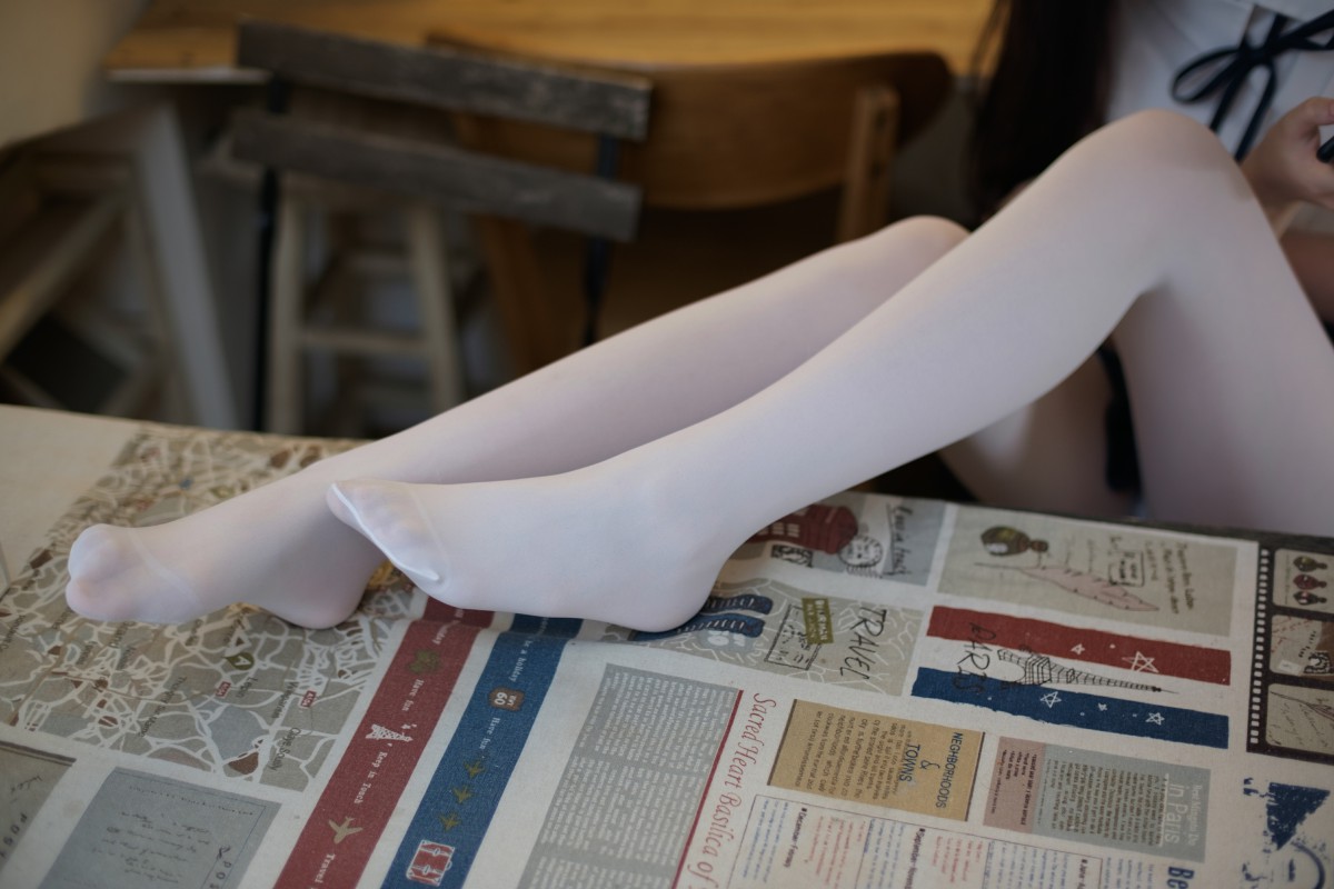 [森萝财团]R15-021无法控制的白丝情结 – COSPLAY