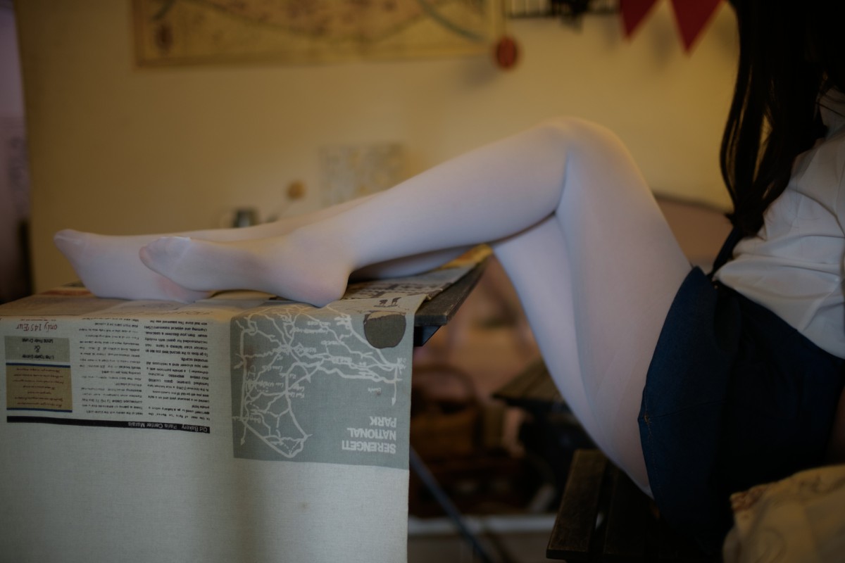 [森萝财团]R15-021无法控制的白丝情结 – COSPLAY