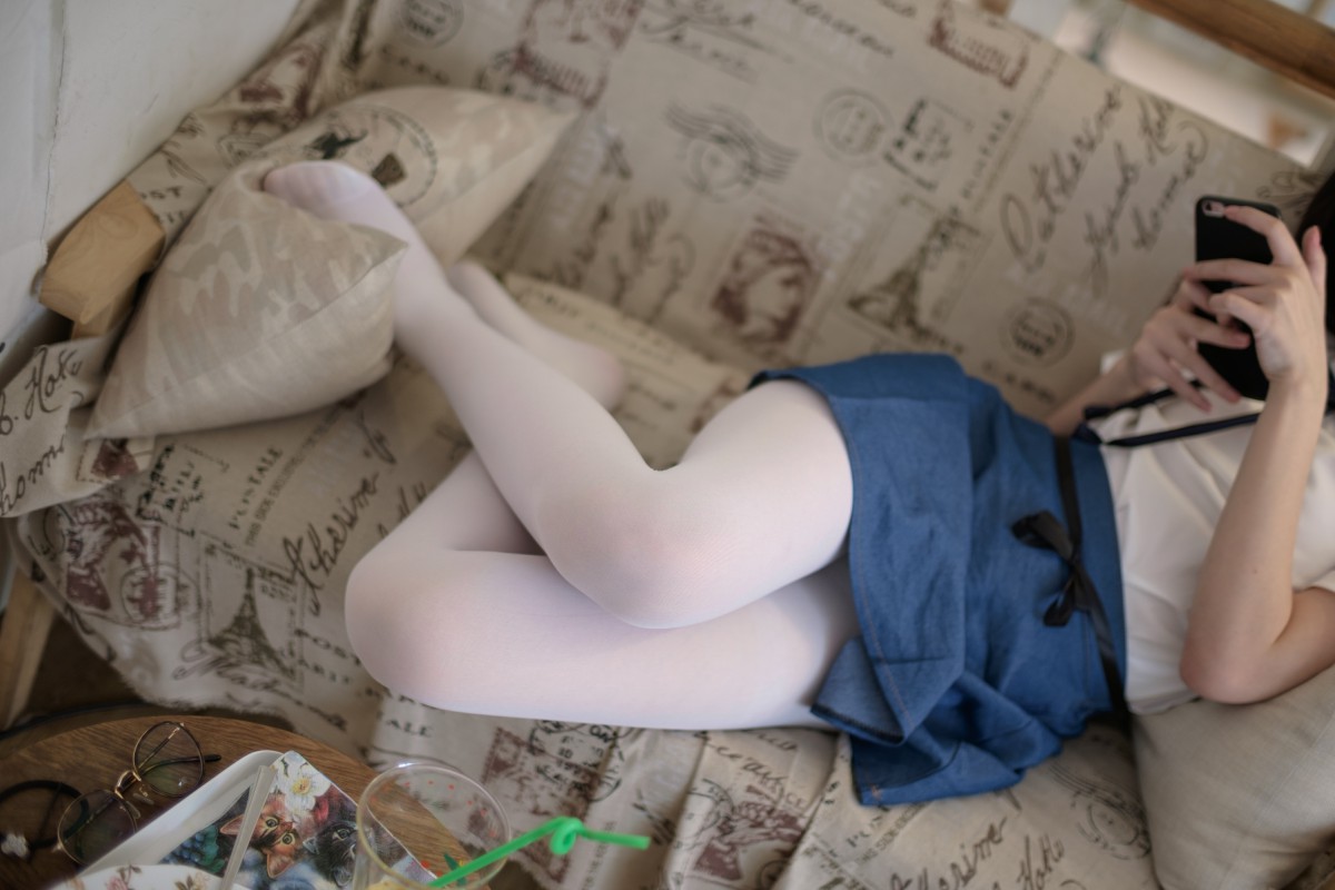 [森萝财团]R15-021无法控制的白丝情结 – COSPLAY