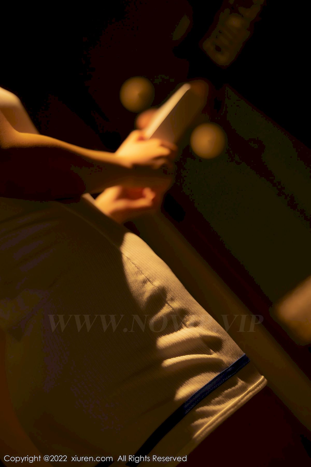 [秀人Xiuren] No.5291 模特奶瓶子 – 水手服饰+白色长袜性感写真
