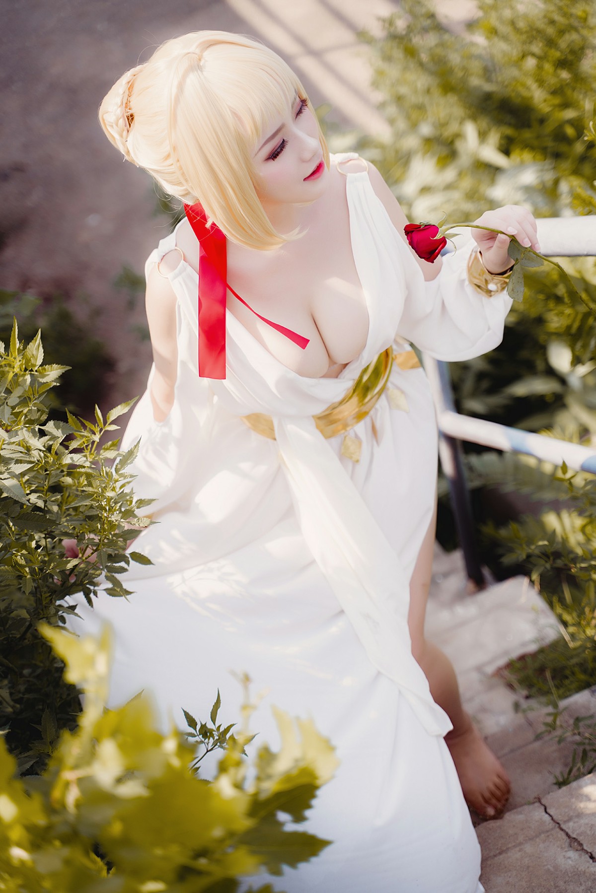 甜美女神 白裙飘逸难以抵挡的诱惑 – COSPLAY