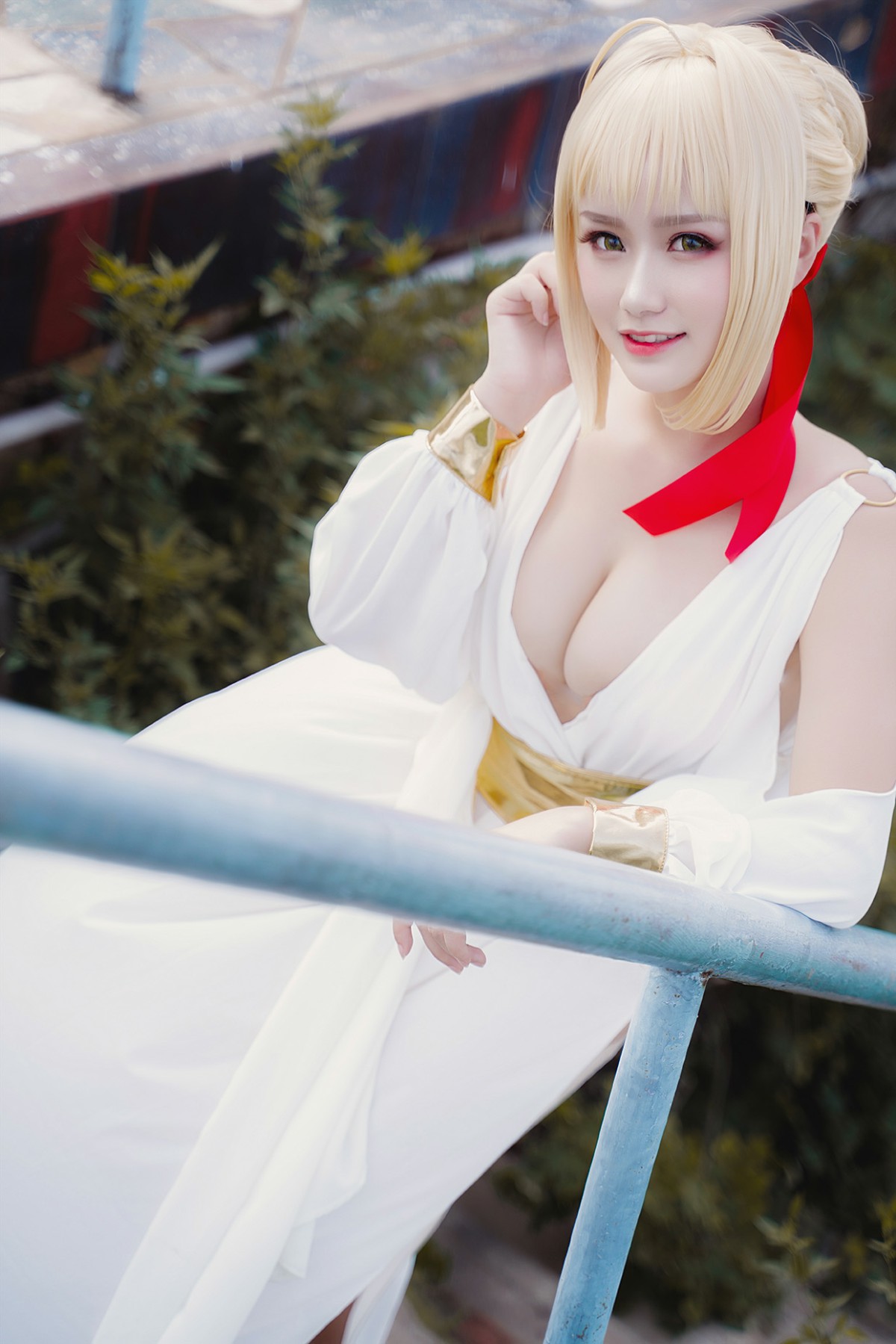 甜美女神 白裙飘逸难以抵挡的诱惑 – COSPLAY