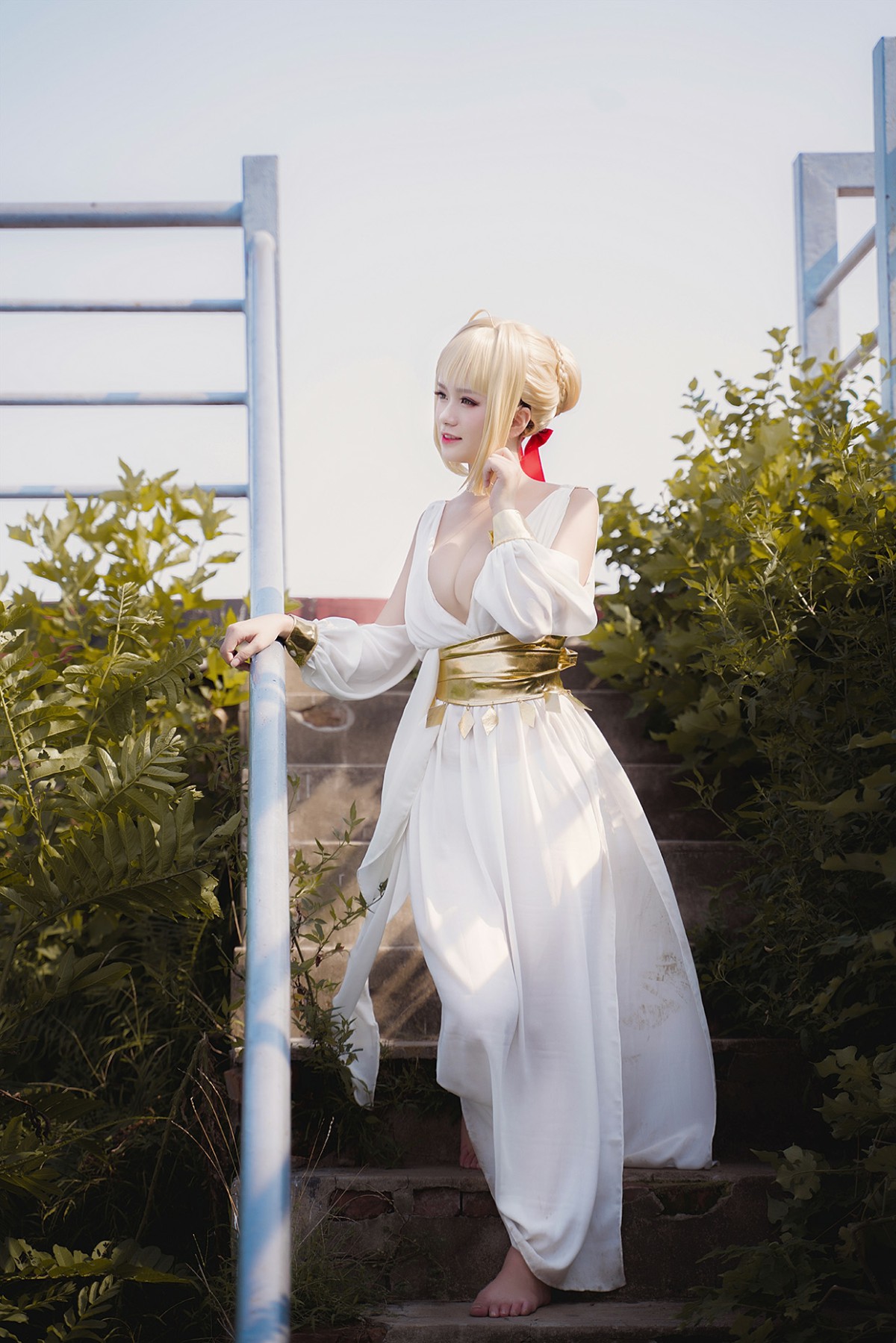 甜美女神 白裙飘逸难以抵挡的诱惑 – COSPLAY