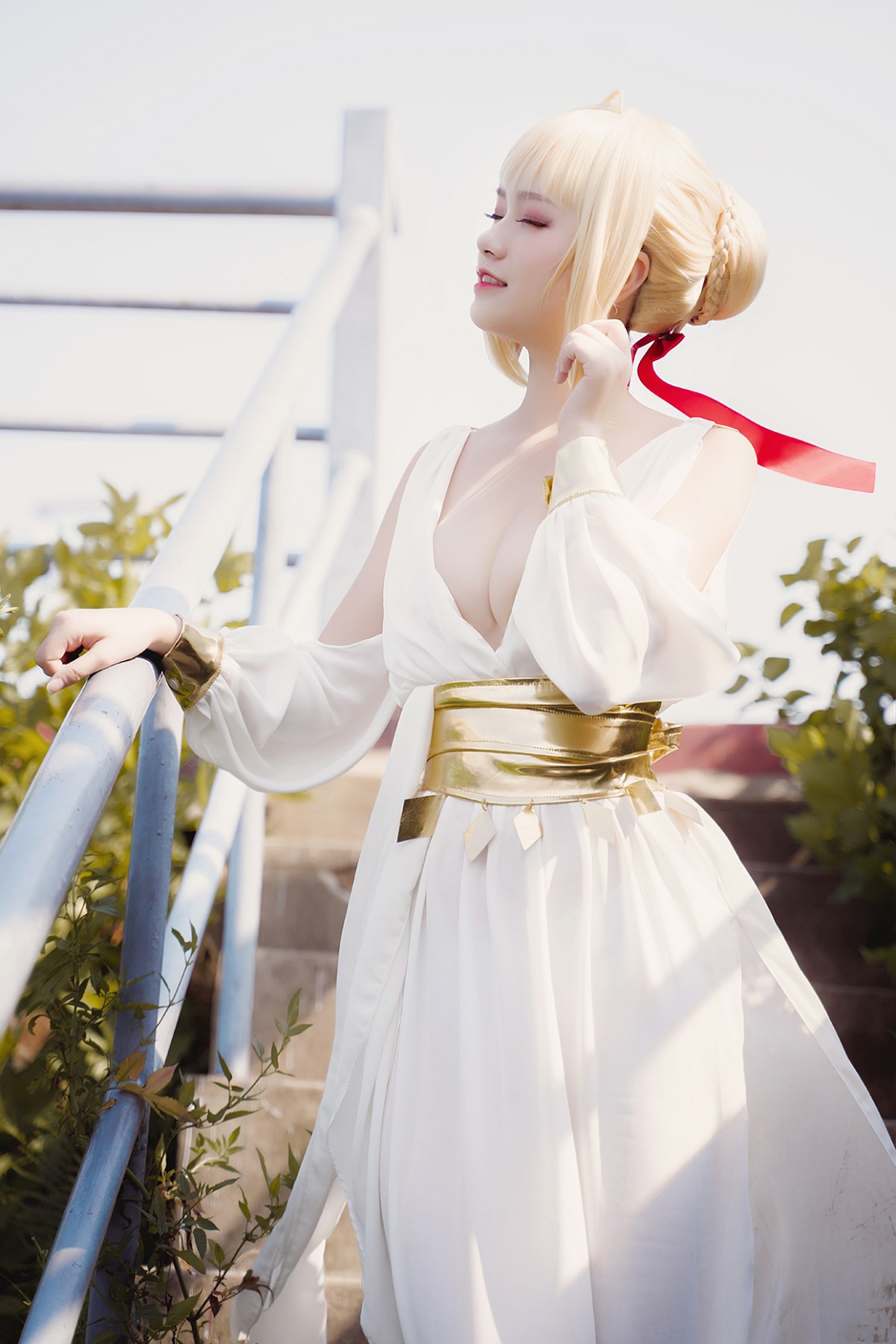 甜美女神 白裙飘逸难以抵挡的诱惑 – COSPLAY