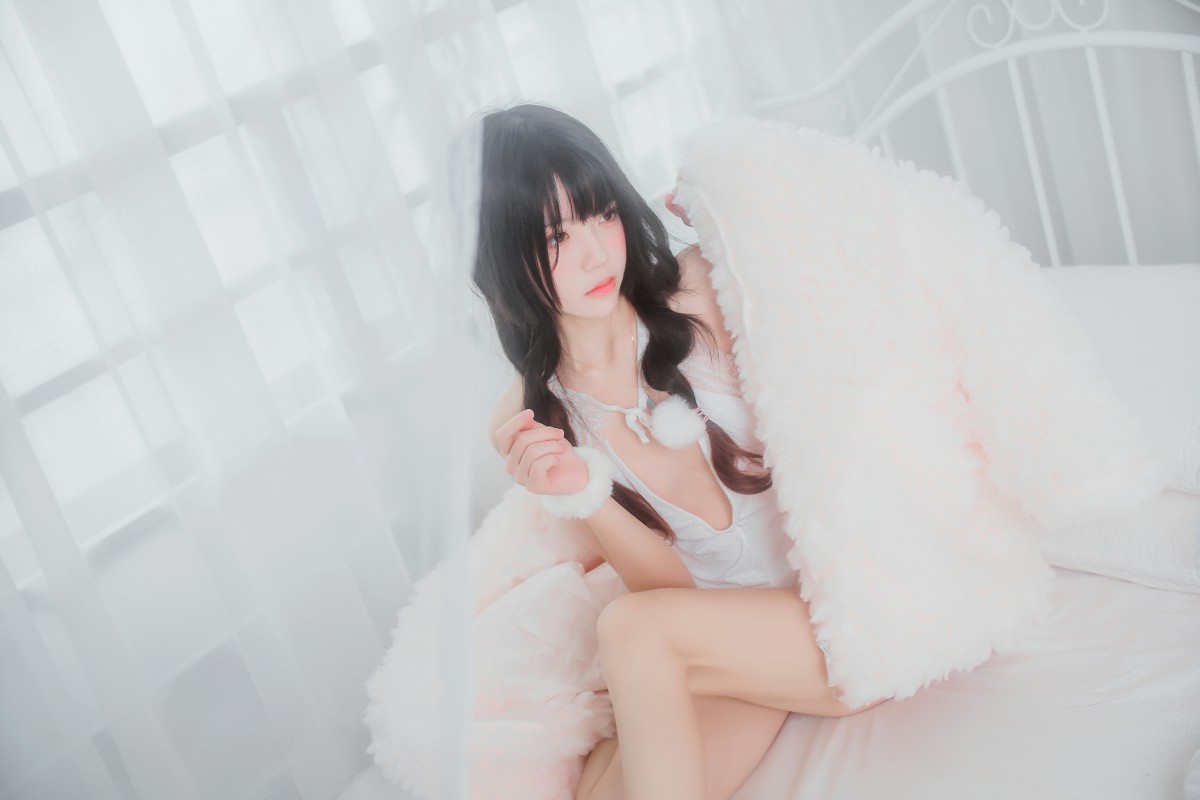 萝莉风COS 桜桃喵 – 纯白私房 – COSPLAY