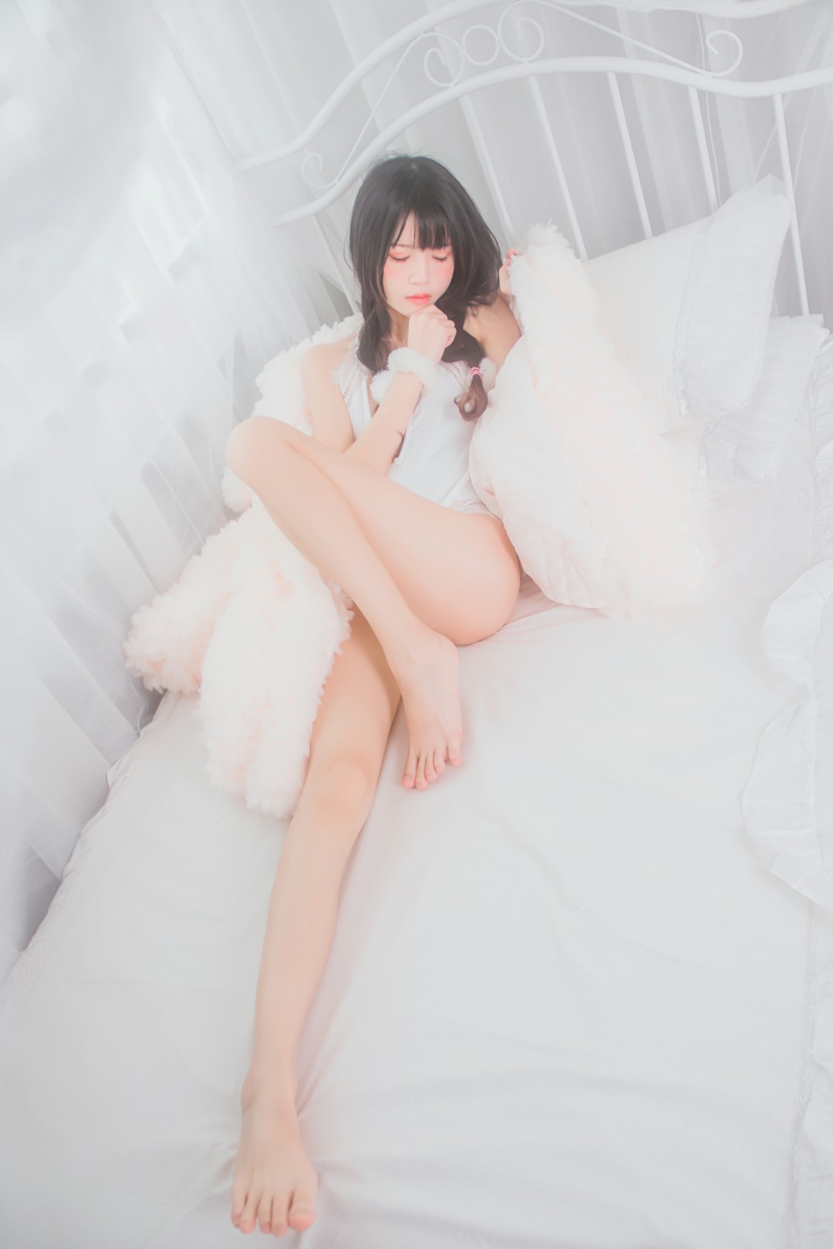 萝莉风COS 桜桃喵 – 纯白私房 – COSPLAY