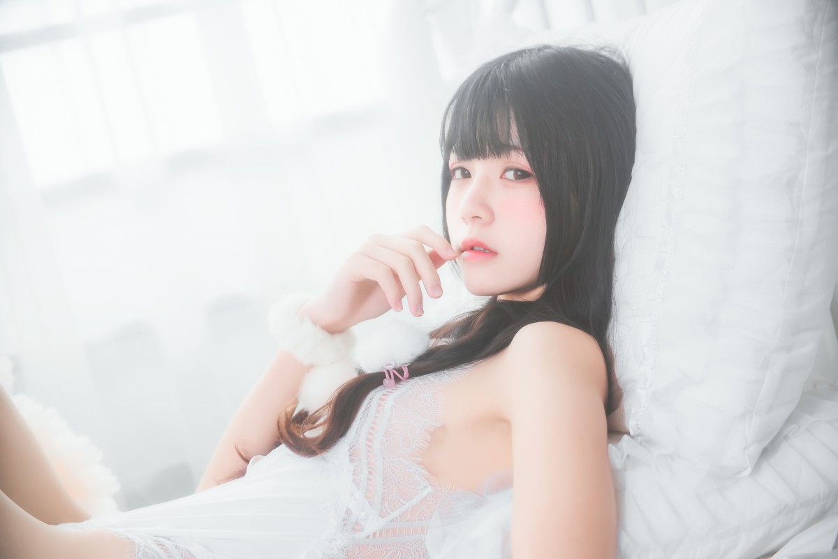 萝莉风COS 桜桃喵 – 纯白私房 – COSPLAY