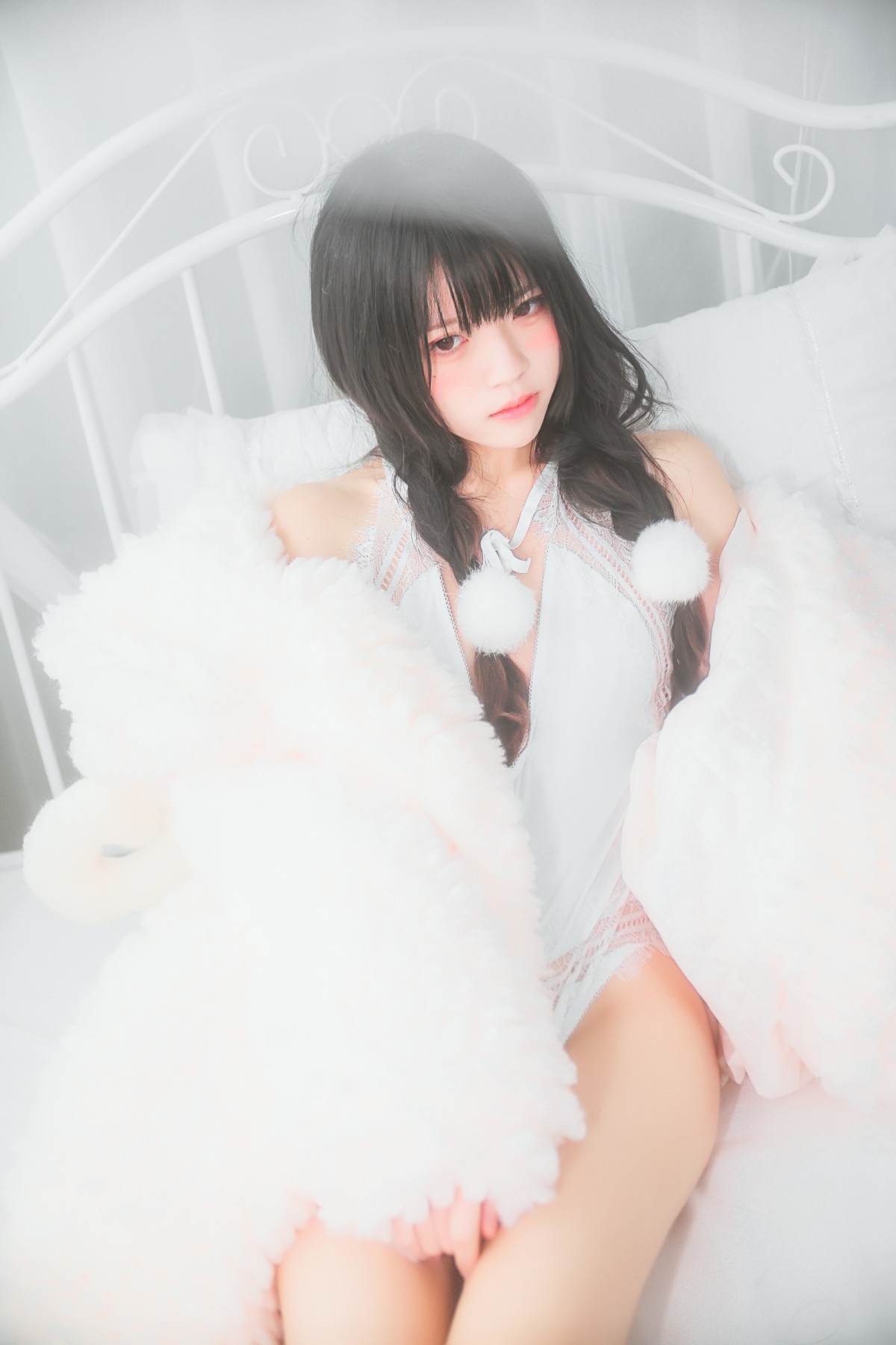 萝莉风COS 桜桃喵 – 纯白私房 – COSPLAY