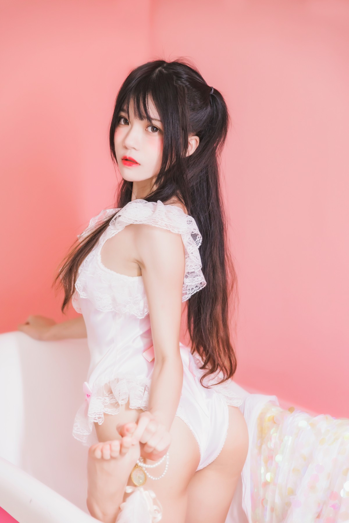 萝莉风COS 桜桃喵 –粉色浴缸 – COSPLAY