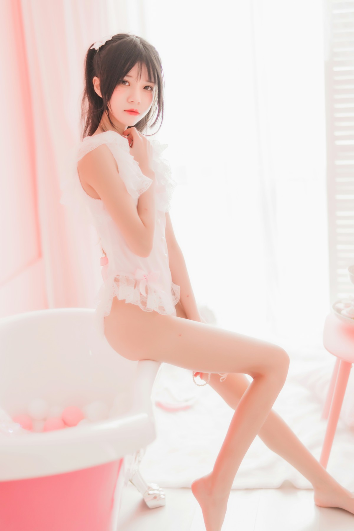 萝莉风COS 桜桃喵 –粉色浴缸 – COSPLAY