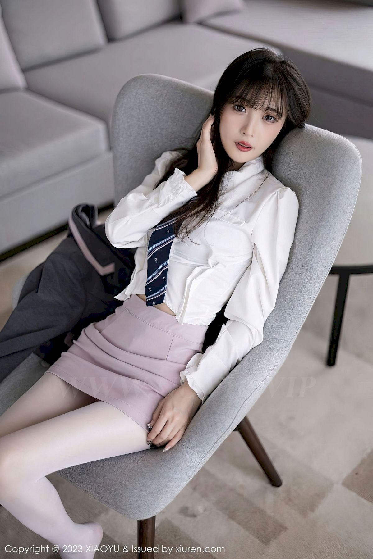 [XIAOYU语画界] VOL.996 模特林星阑 – 粉色护士服+白色丝袜性感写真
