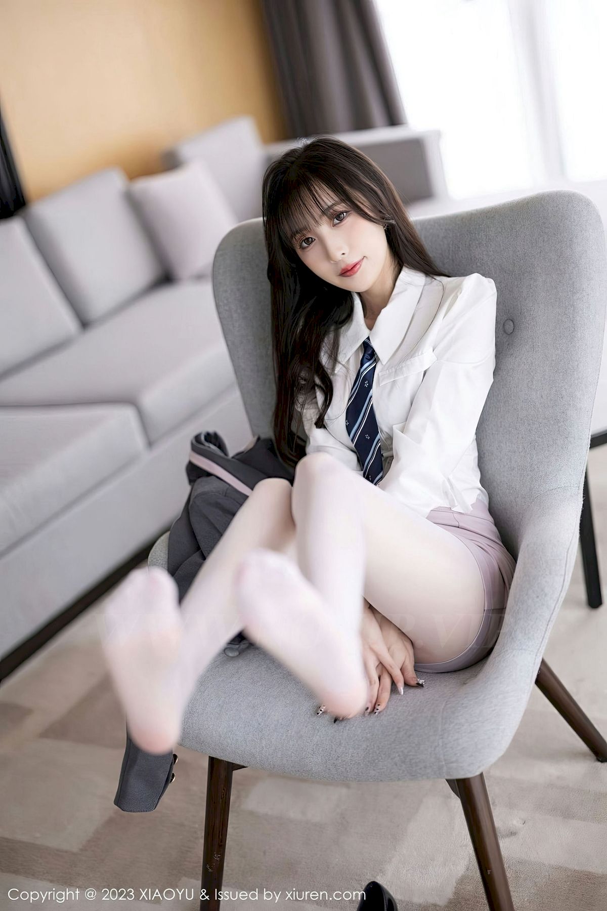 [XIAOYU语画界] VOL.996 模特林星阑 – 粉色护士服+白色丝袜性感写真