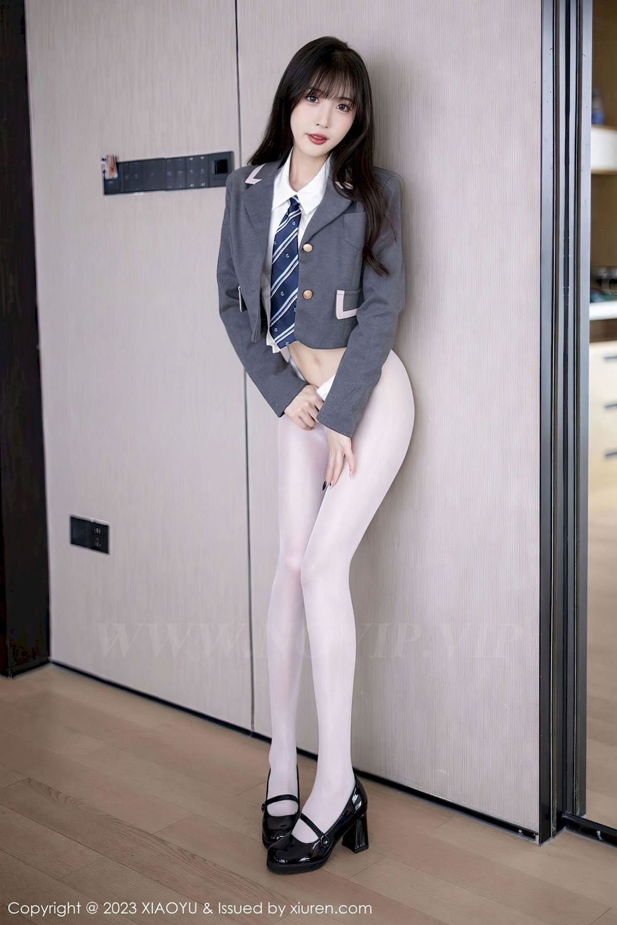 [XIAOYU语画界] VOL.996 模特林星阑 – 粉色护士服+白色丝袜性感写真