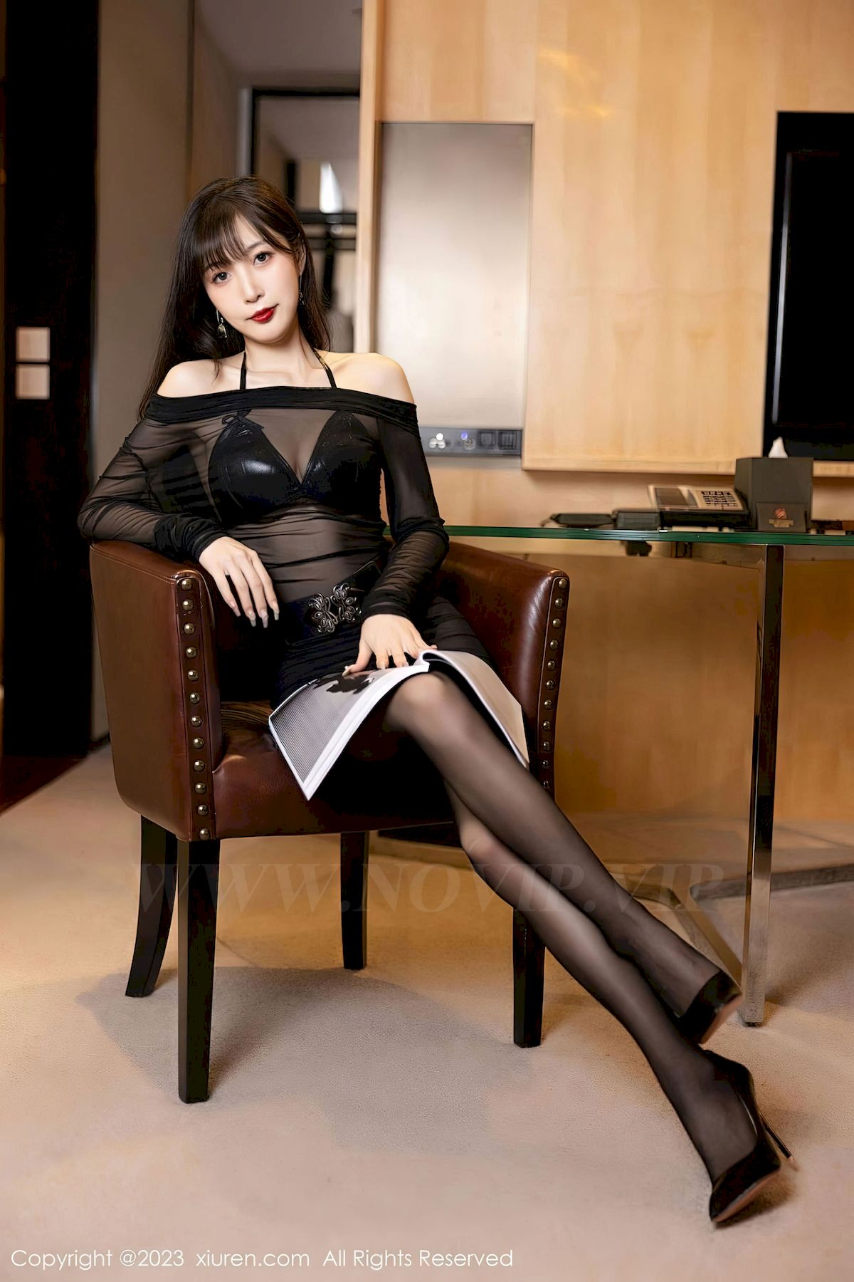 [XiuRen秀人网] No.6307 模特林星阑 – 连衣短裙+黑丝美腿性感写真