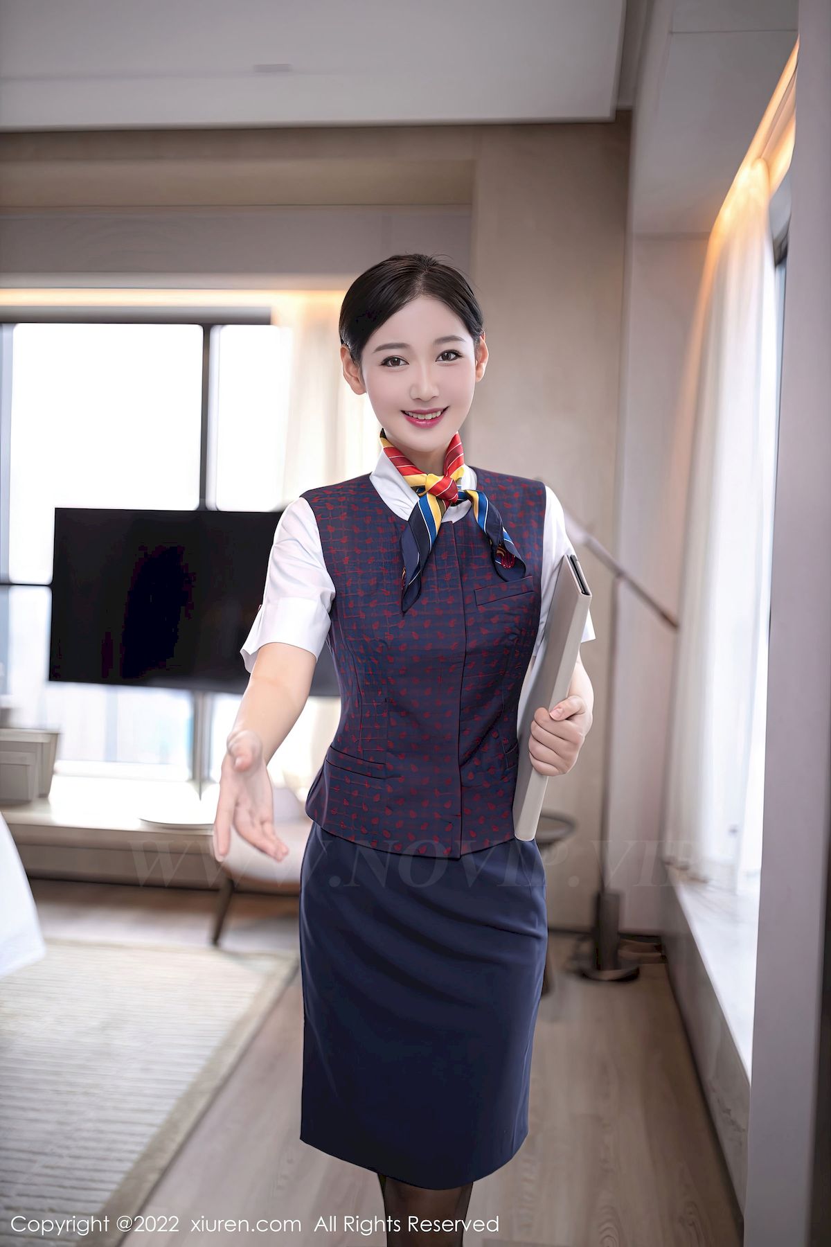 [秀人XiuRen] No.5922 模特唐安琪 – 空姐制服+应酬主题北京旅拍