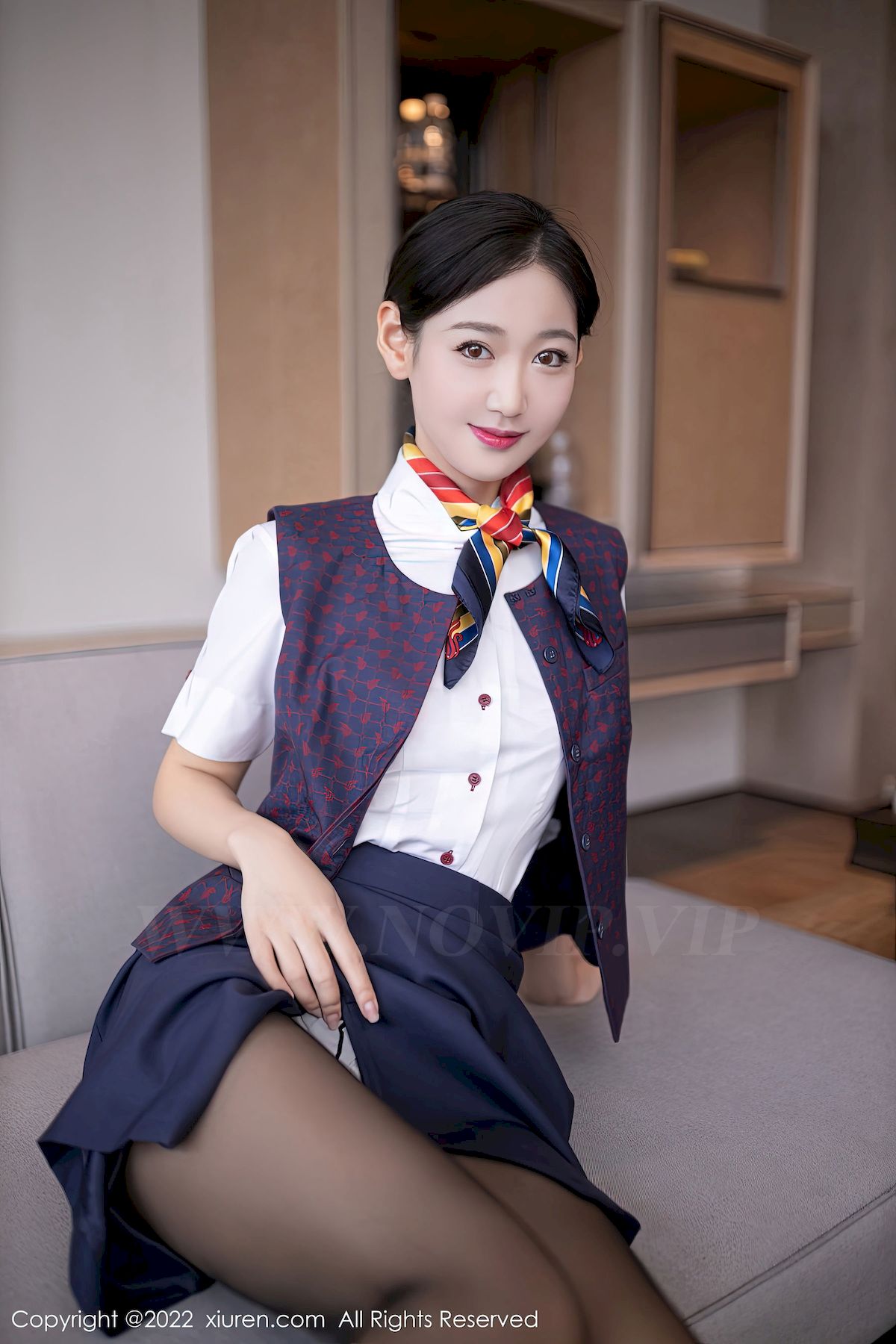 [秀人XiuRen] No.5922 模特唐安琪 – 空姐制服+应酬主题北京旅拍