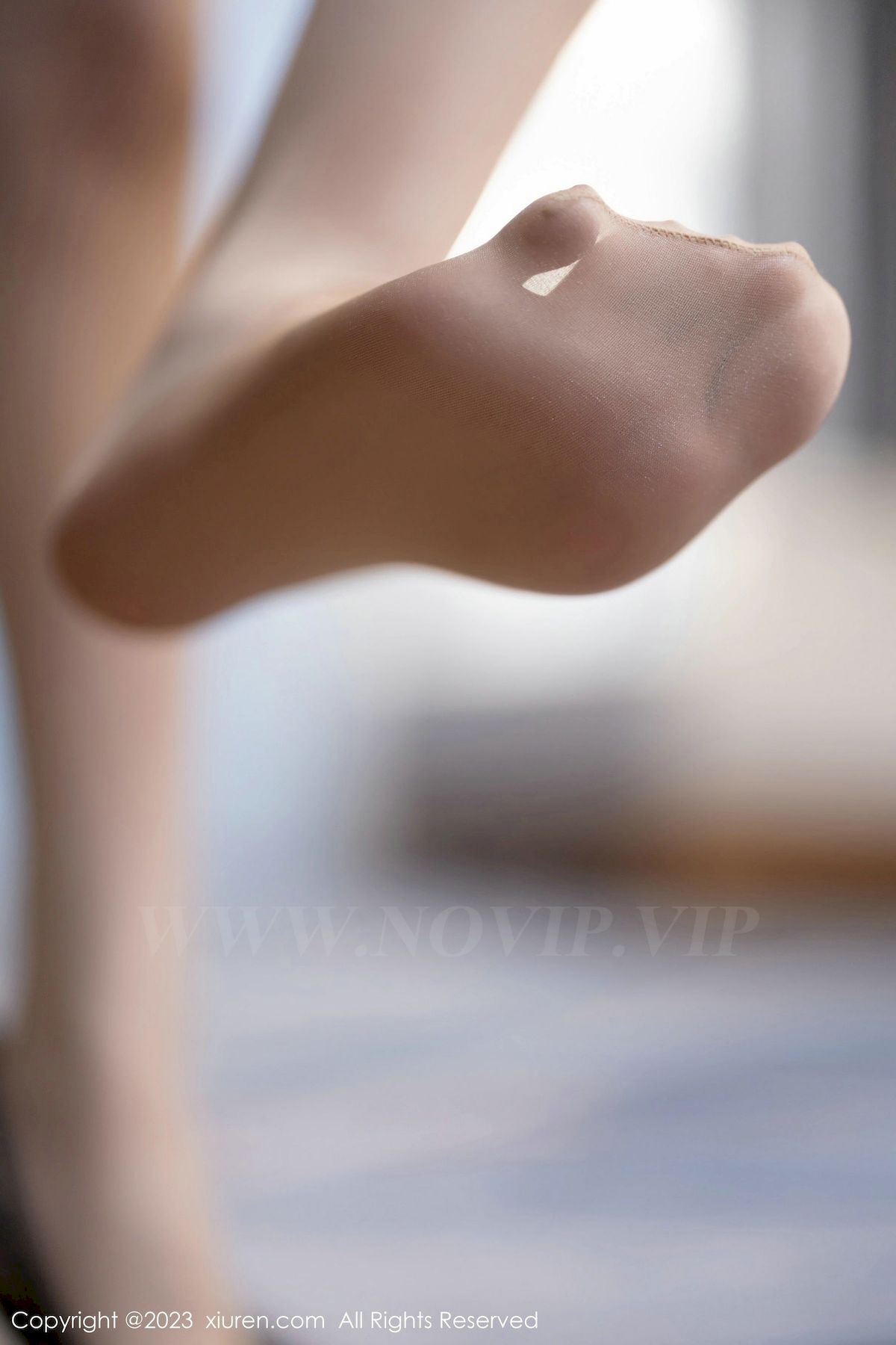 [XiuRen秀人网] No.6600 模特林星阑 – 短款旗袍+原色丝袜性感写真
