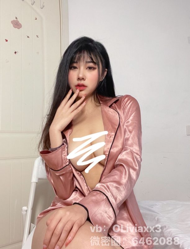 OLiviaxx3 推特+微密圈套图合集【1477P 45V 1.39G】-御萝部落