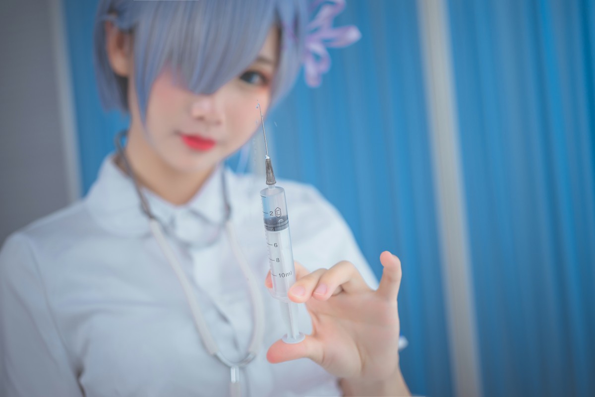 [Cosplay]面饼仙儿 – 蕾姆护士装 – COSPLAY