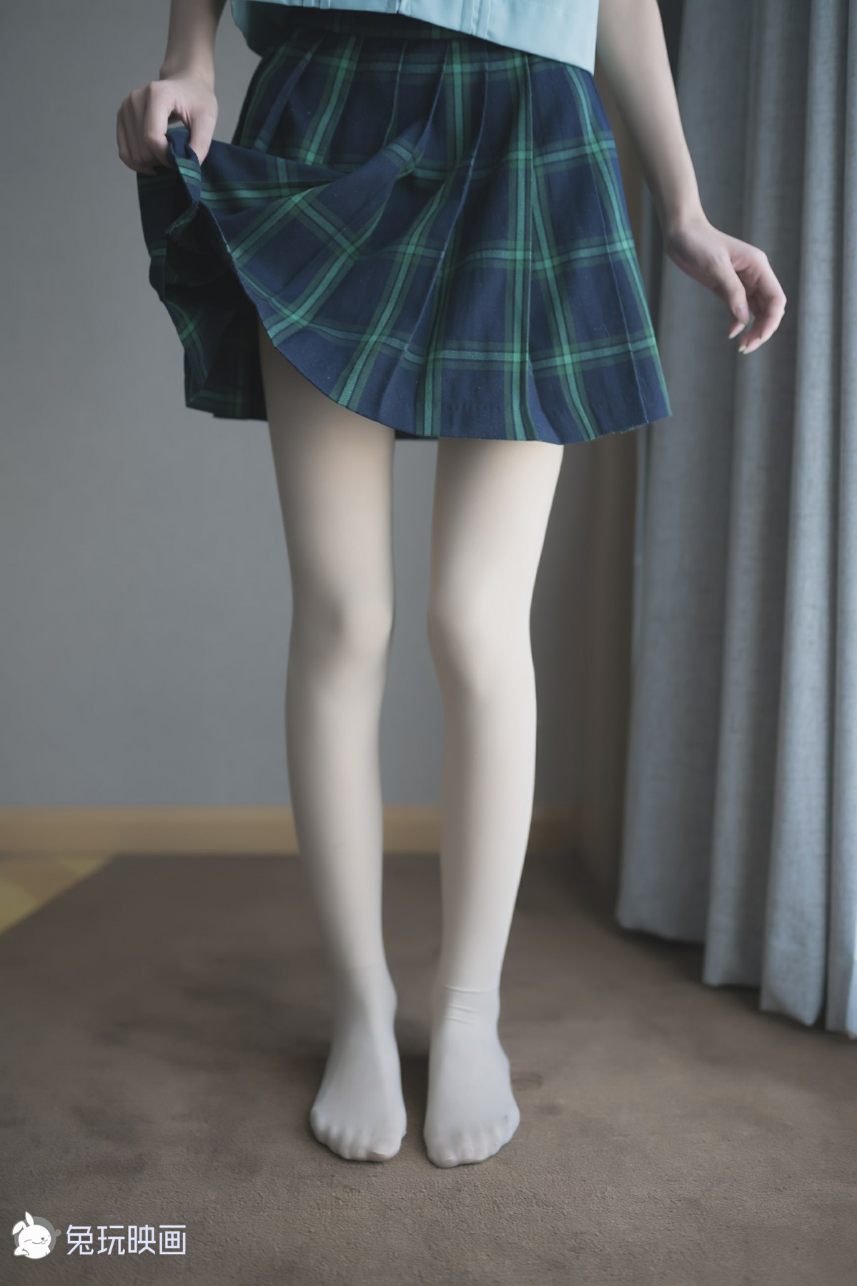 兔玩映画系列 Vol.052 这个腿也太细了吧_ – COSPLAY