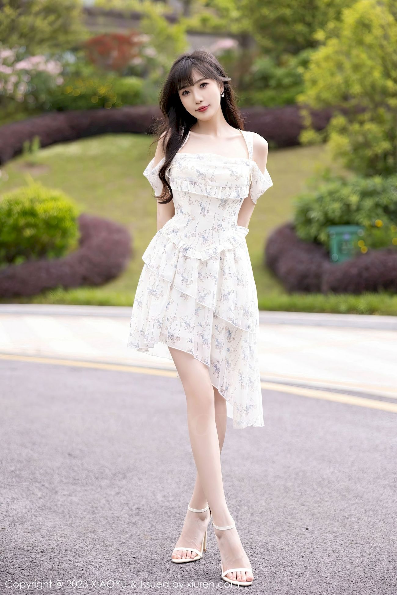 [XIAOYU语画界] VOL.1058 模特林星阑 – 婚纱服饰+白色丝袜贵州旅拍