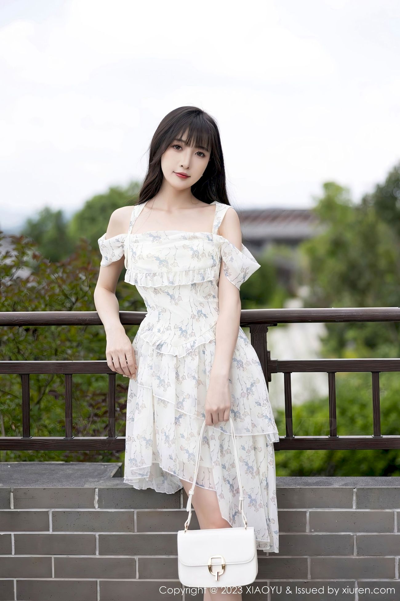 [XIAOYU语画界] VOL.1058 模特林星阑 – 婚纱服饰+白色丝袜贵州旅拍