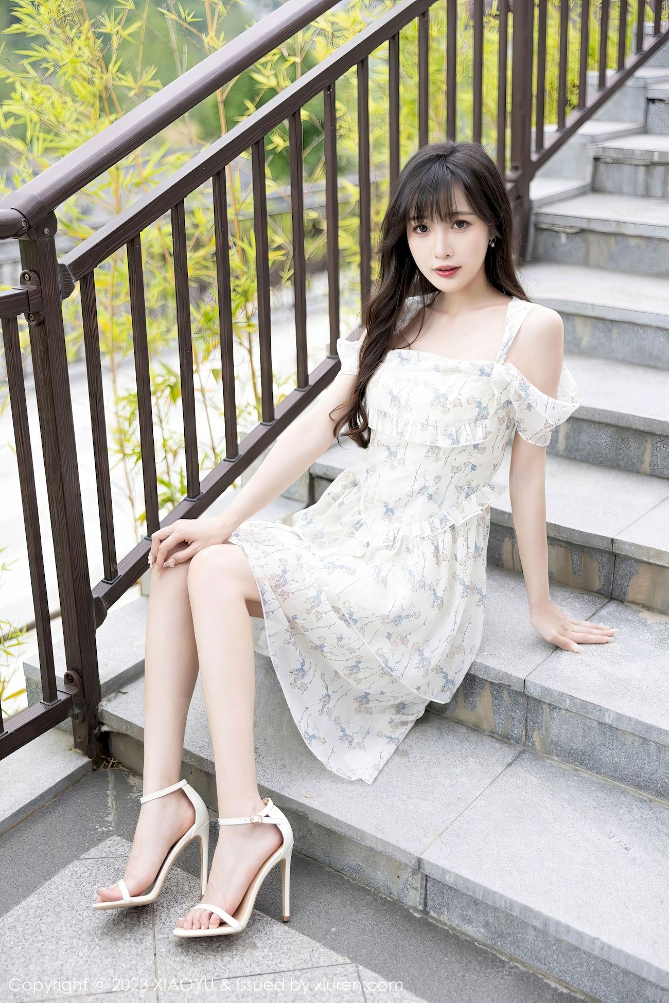 [XIAOYU语画界] VOL.1058 模特林星阑 – 婚纱服饰+白色丝袜贵州旅拍