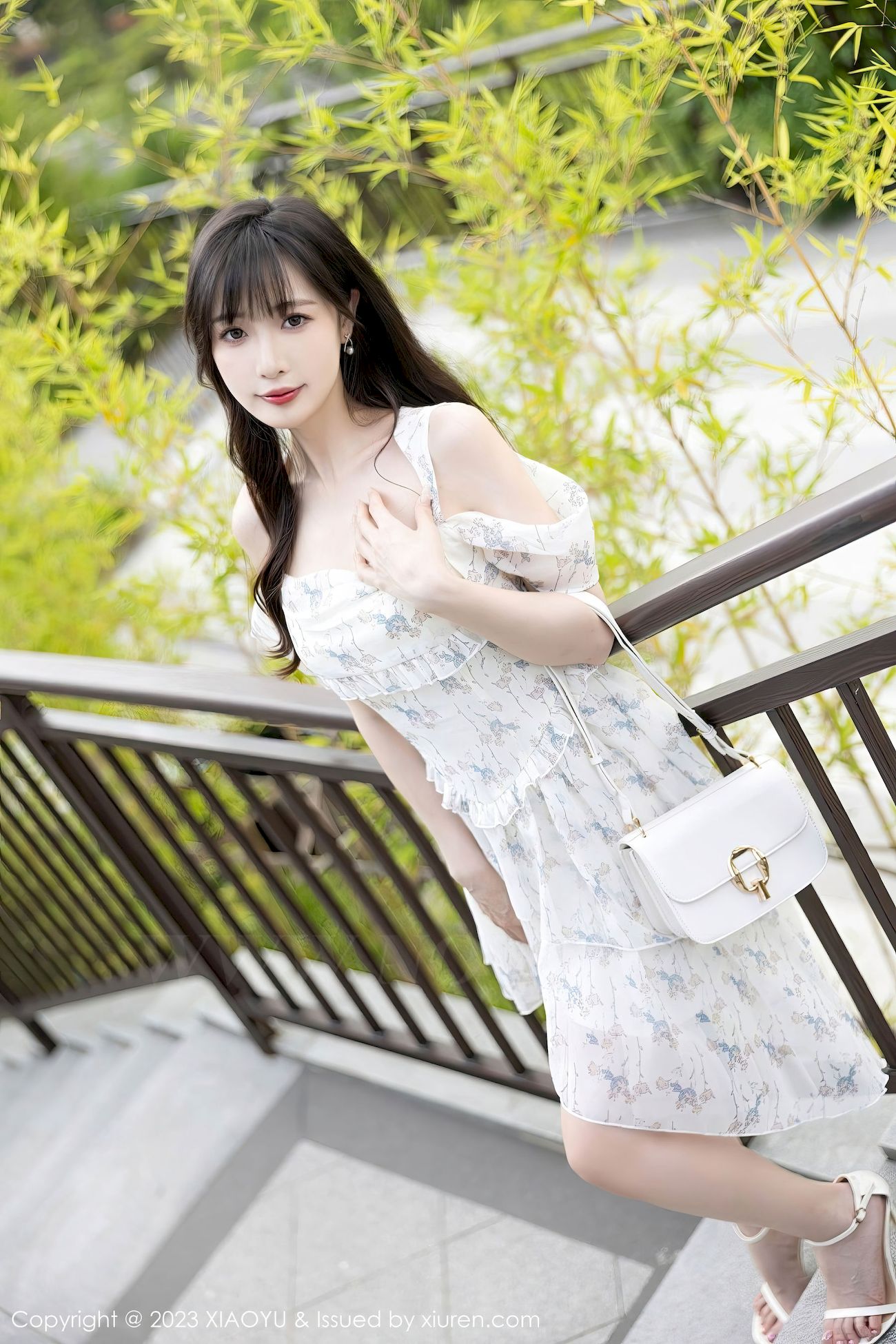 [XIAOYU语画界] VOL.1058 模特林星阑 – 婚纱服饰+白色丝袜贵州旅拍