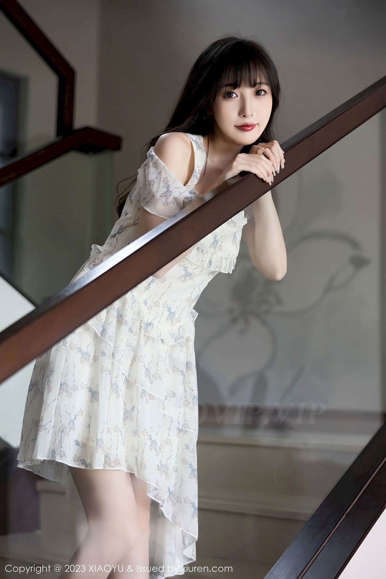 [XIAOYU语画界] VOL.1058 模特林星阑 – 婚纱服饰+白色丝袜贵州旅拍