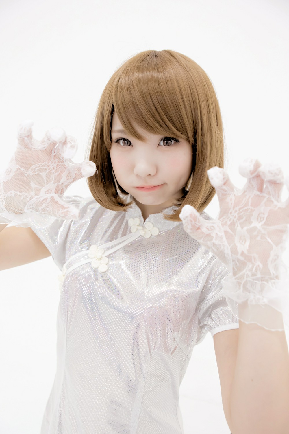 中華娘娘之白色旗袍与美腿高跟 – COSPLAY