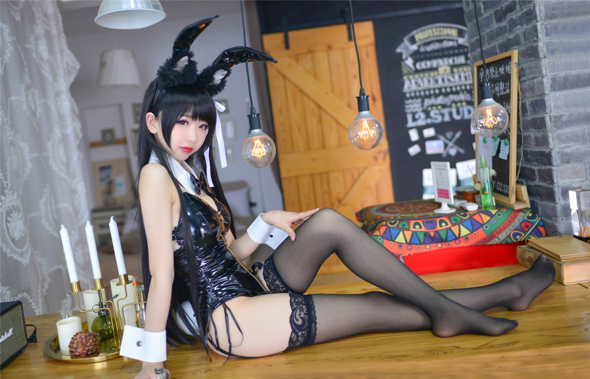 Cos小姐姐雪琪 – 爱宕兔女郎 – COSPLAY