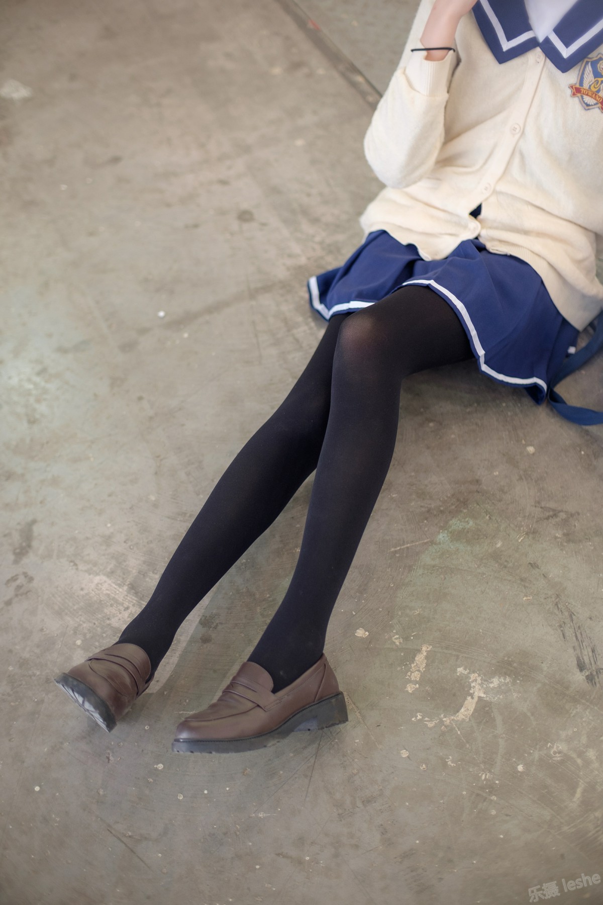 [森萝财团]萝莉丝足写真 Free-004 – COSPLAY