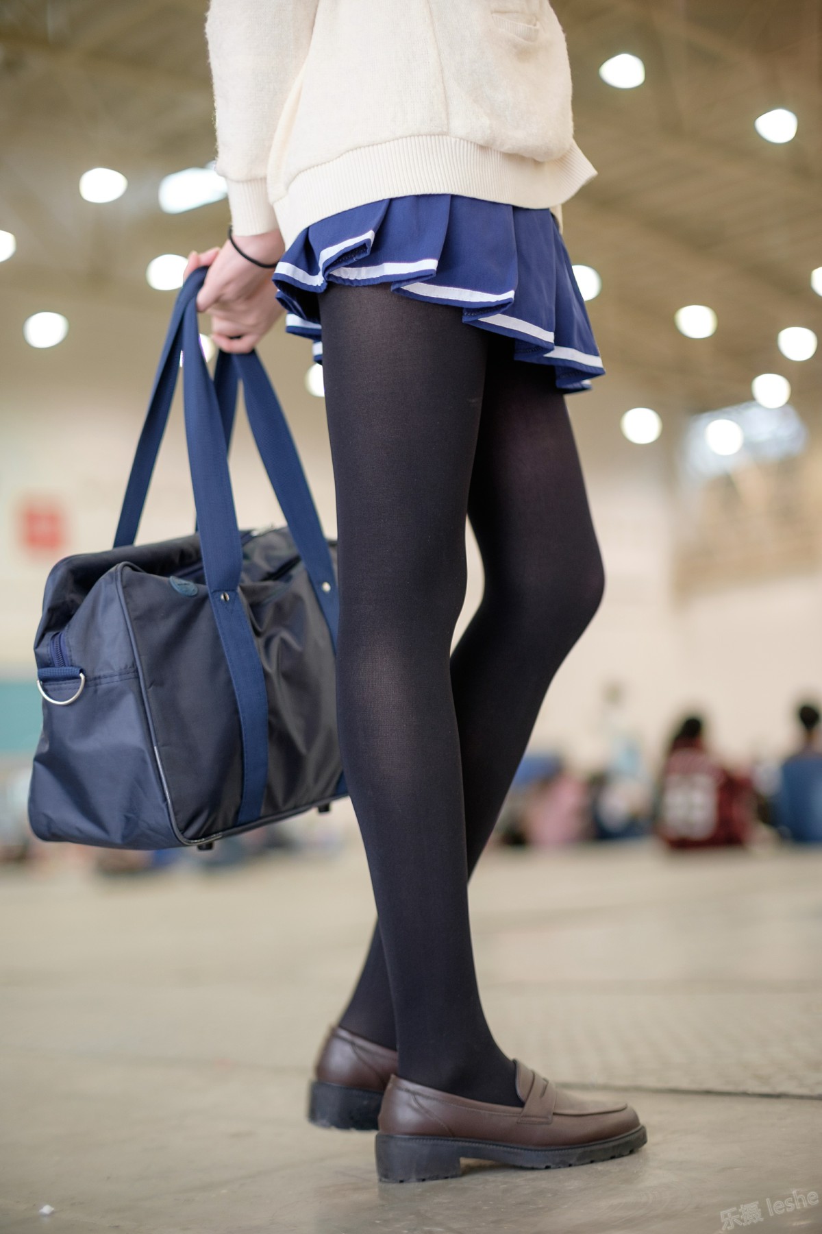[森萝财团]萝莉丝足写真 Free-004 – COSPLAY