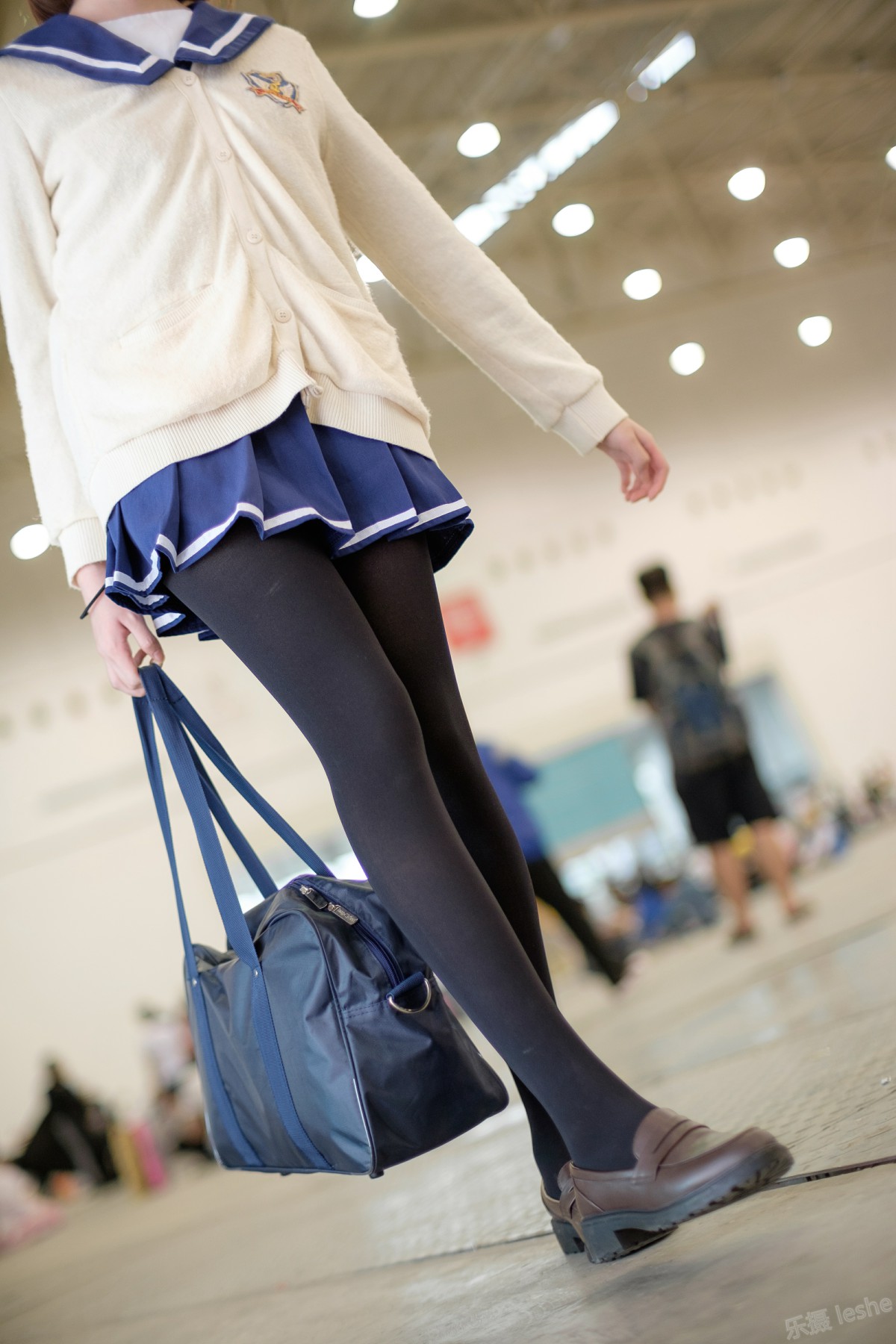[森萝财团]萝莉丝足写真 Free-004 – COSPLAY