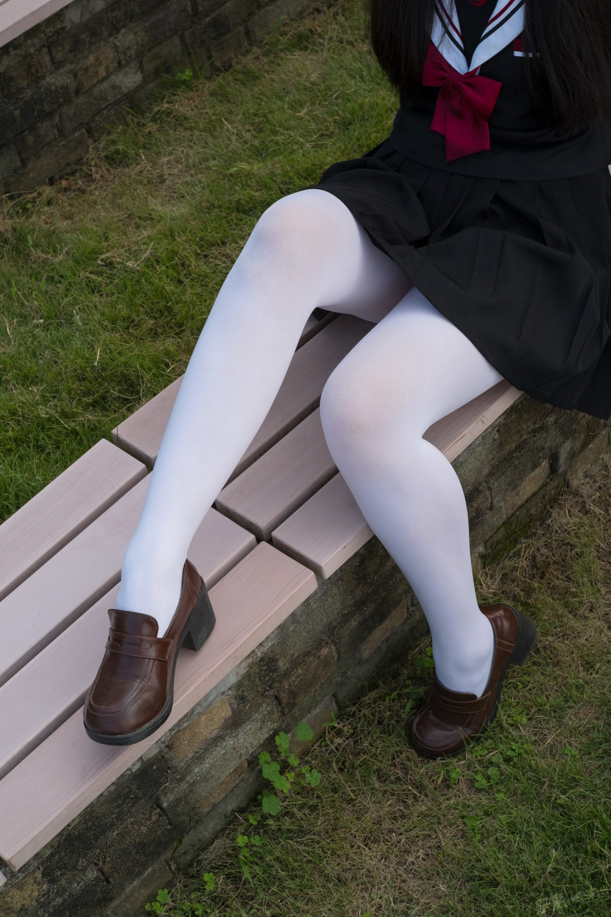 [森萝财团]萝莉丝足写真 Free-003 – COSPLAY