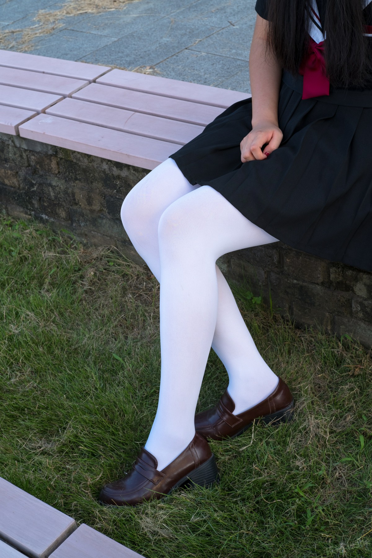 [森萝财团]萝莉丝足写真 Free-003 – COSPLAY