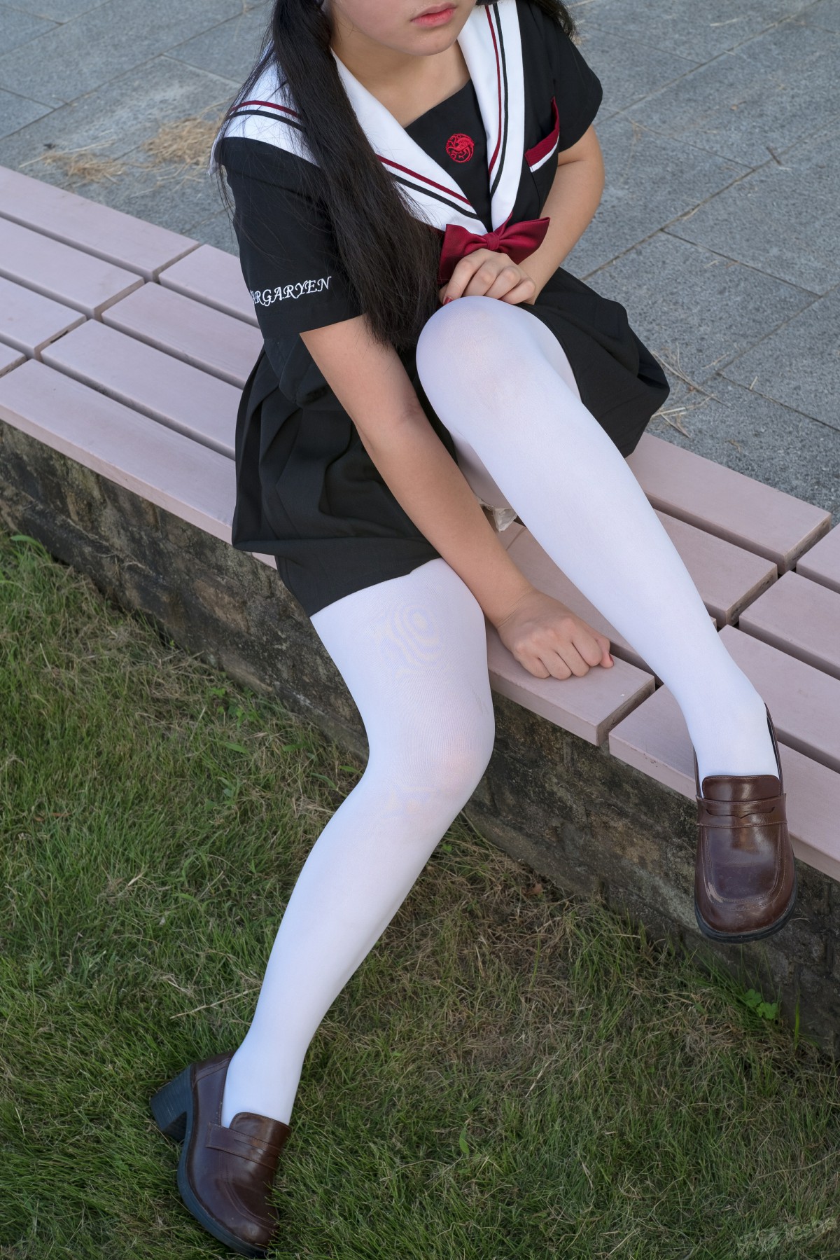 [森萝财团]萝莉丝足写真 Free-003 – COSPLAY