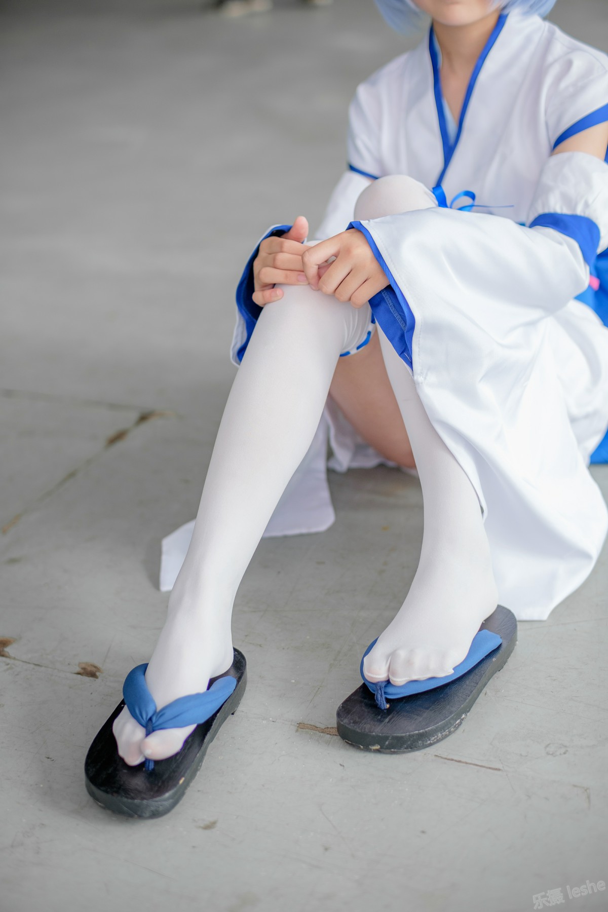 [森萝财团]萝莉丝足写真 Free-002 – COSPLAY