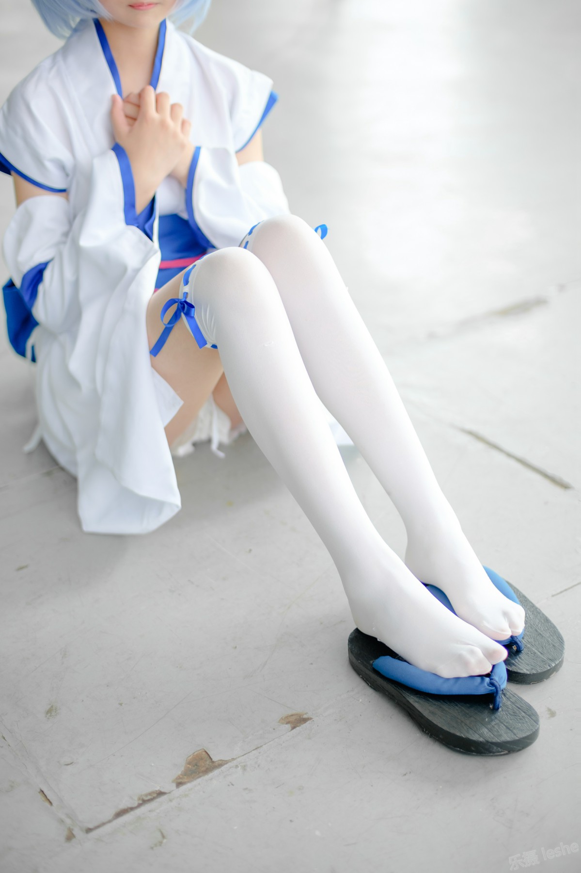 [森萝财团]萝莉丝足写真 Free-002 – COSPLAY
