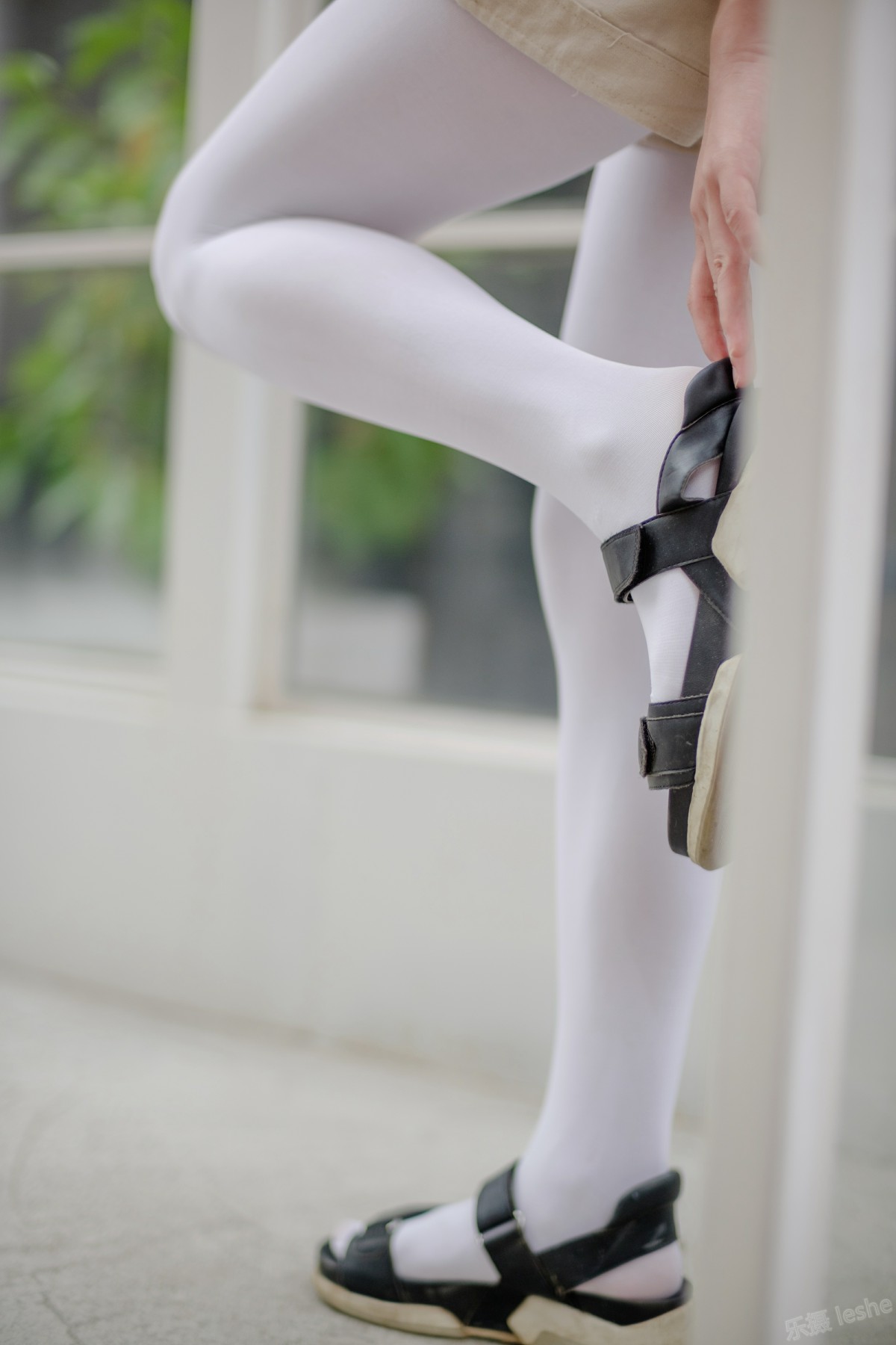 [森萝财团]萝莉丝足写真 Free-001 – COSPLAY