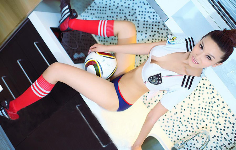 大波足球宝贝美女徐茜儿写真-御萝部落