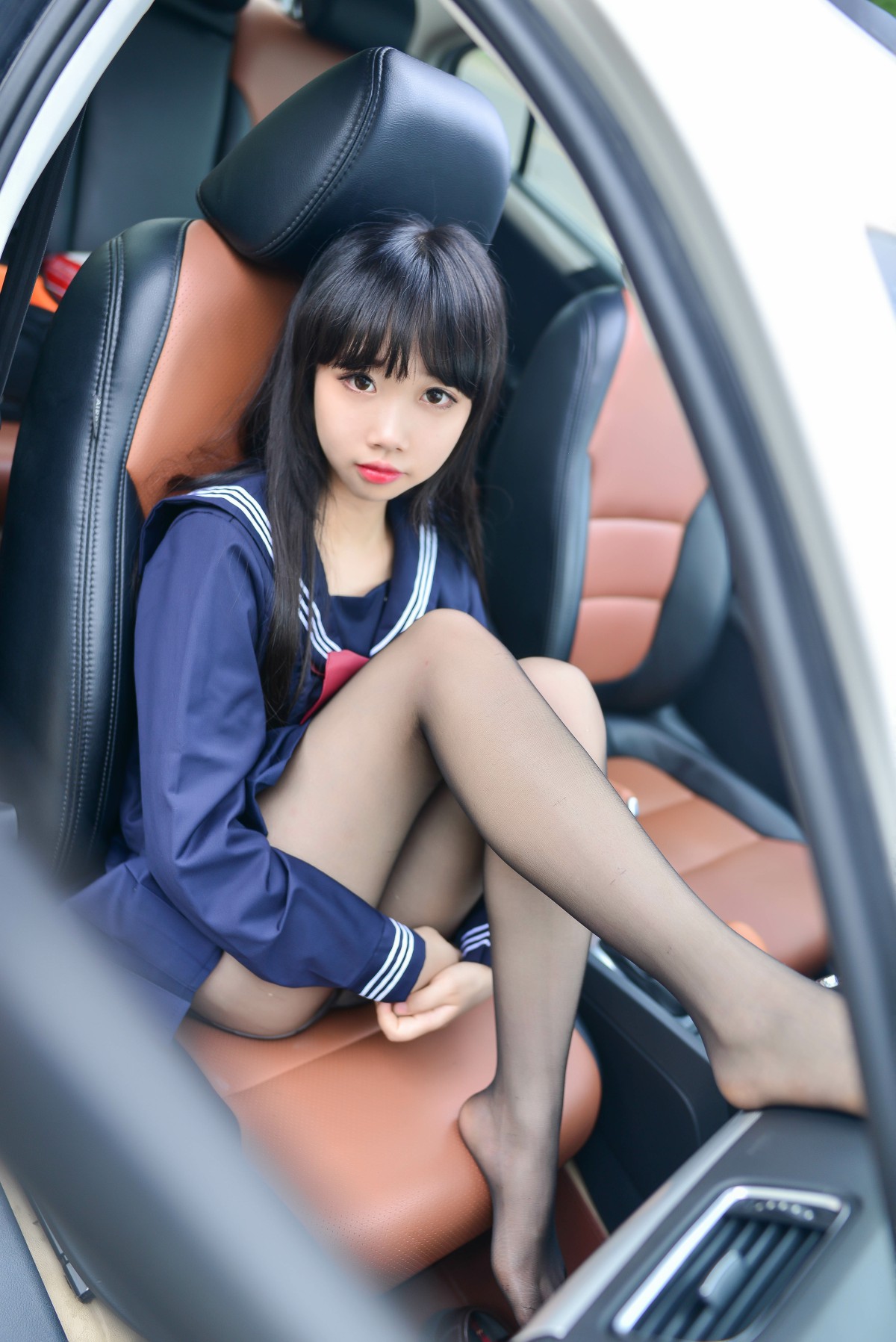 Cos小姐姐雪琪 – 车内JK – COSPLAY