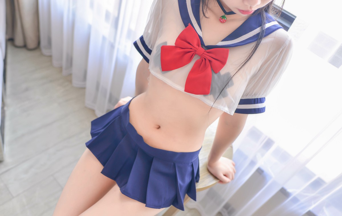 Cos小姐姐雪琪 – 透明JK – COSPLAY