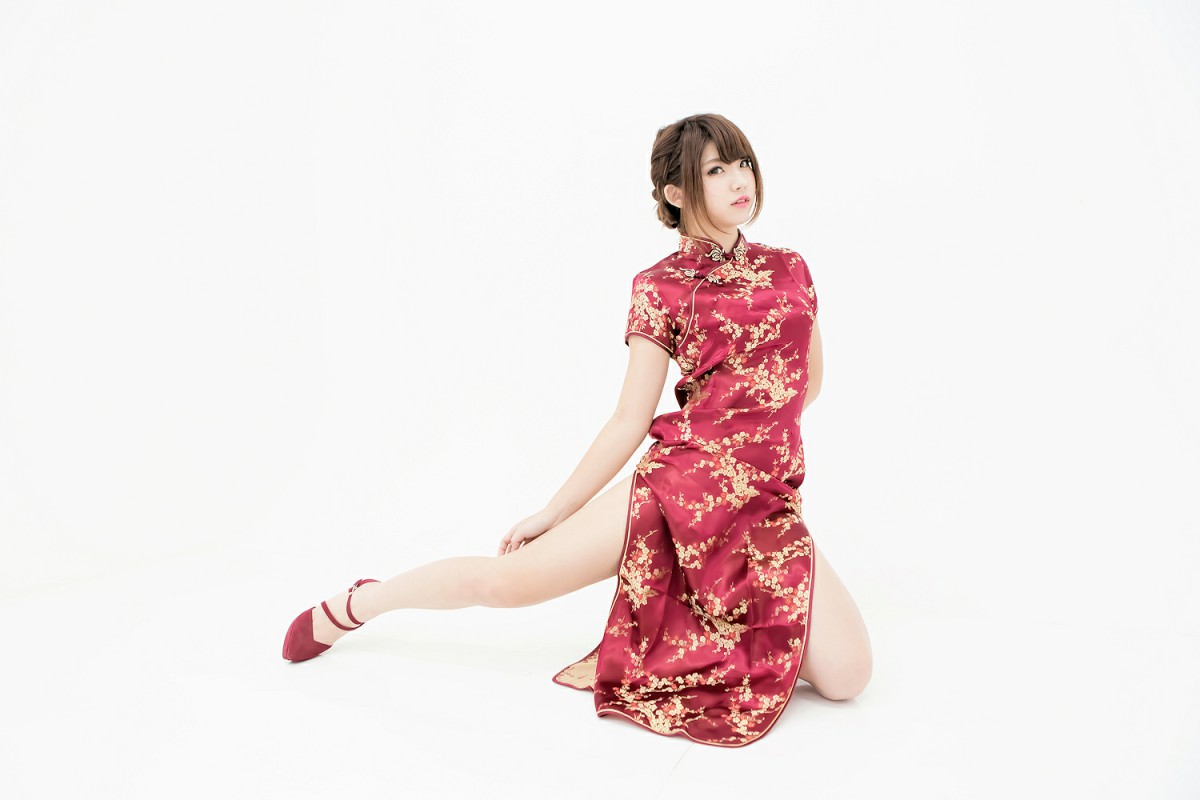 中華娘娘之红色旗袍与美腿高跟 – COSPLAY